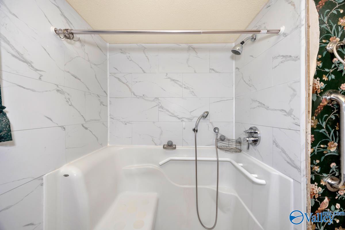 2225 Golf Road #413, Huntsville, Alabama image 15