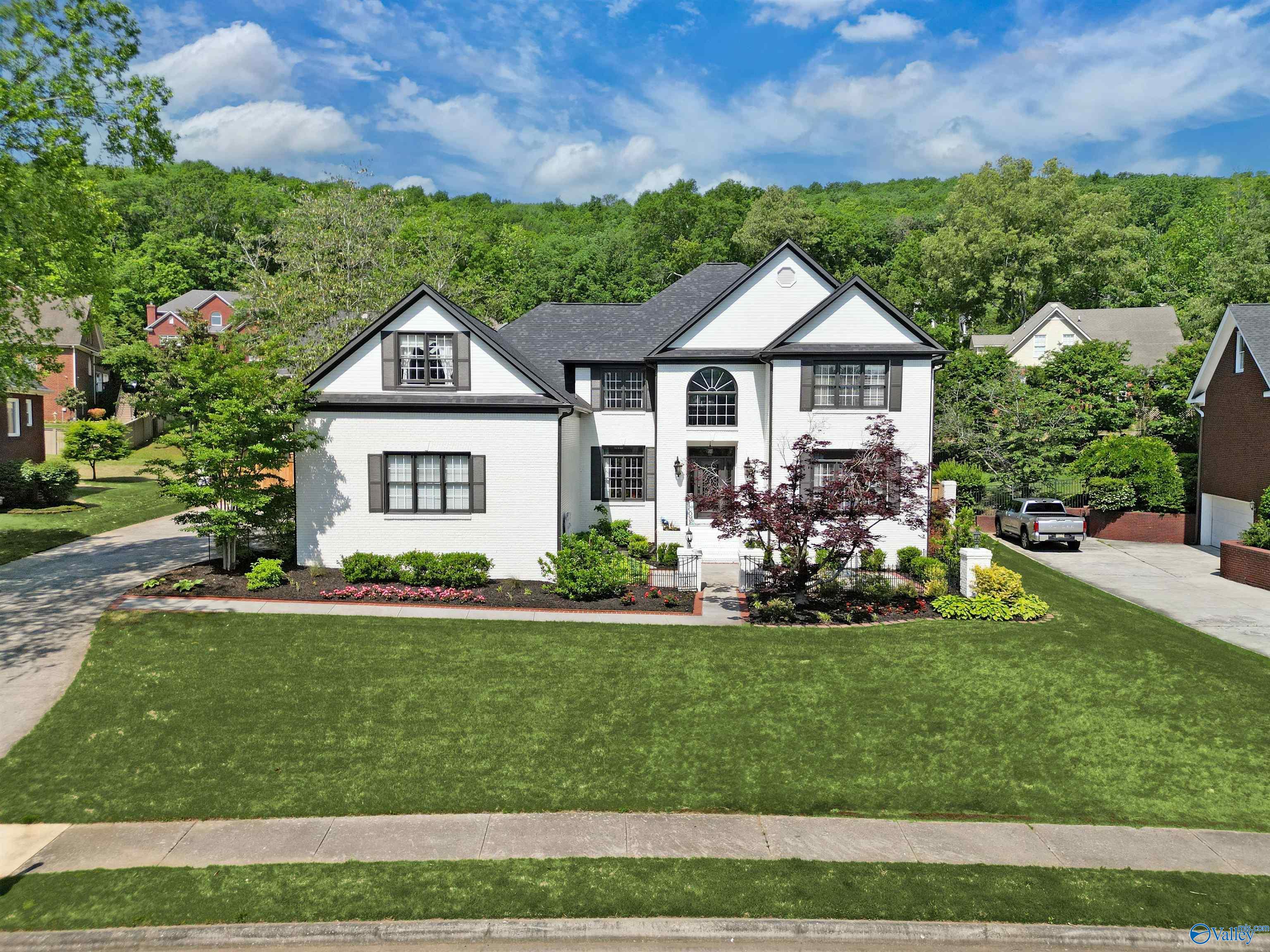 2907 Madrey Lane, Hampton Cove, Alabama image 1