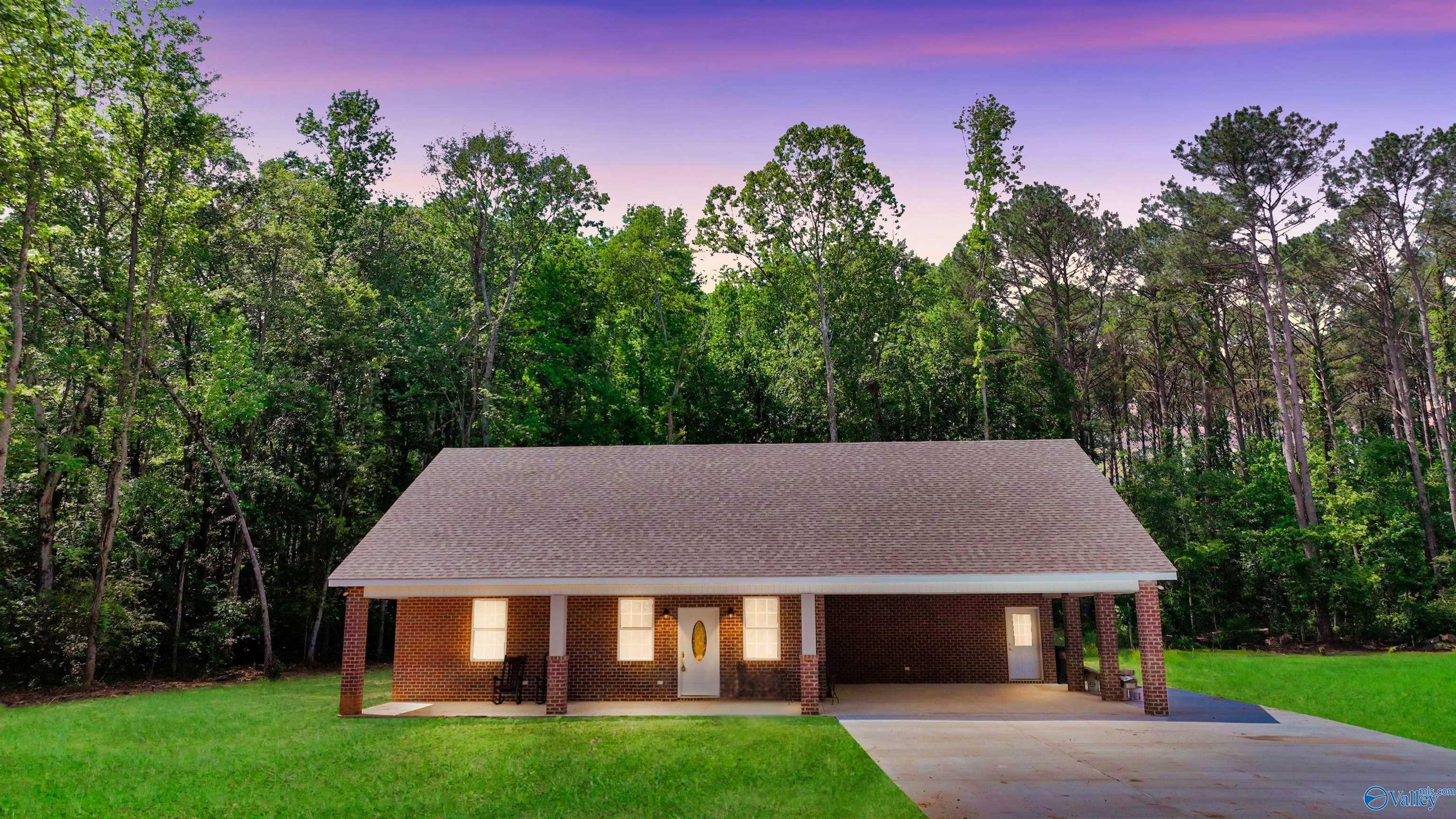 1201 Larry Drive, Scottsboro, Alabama image 1