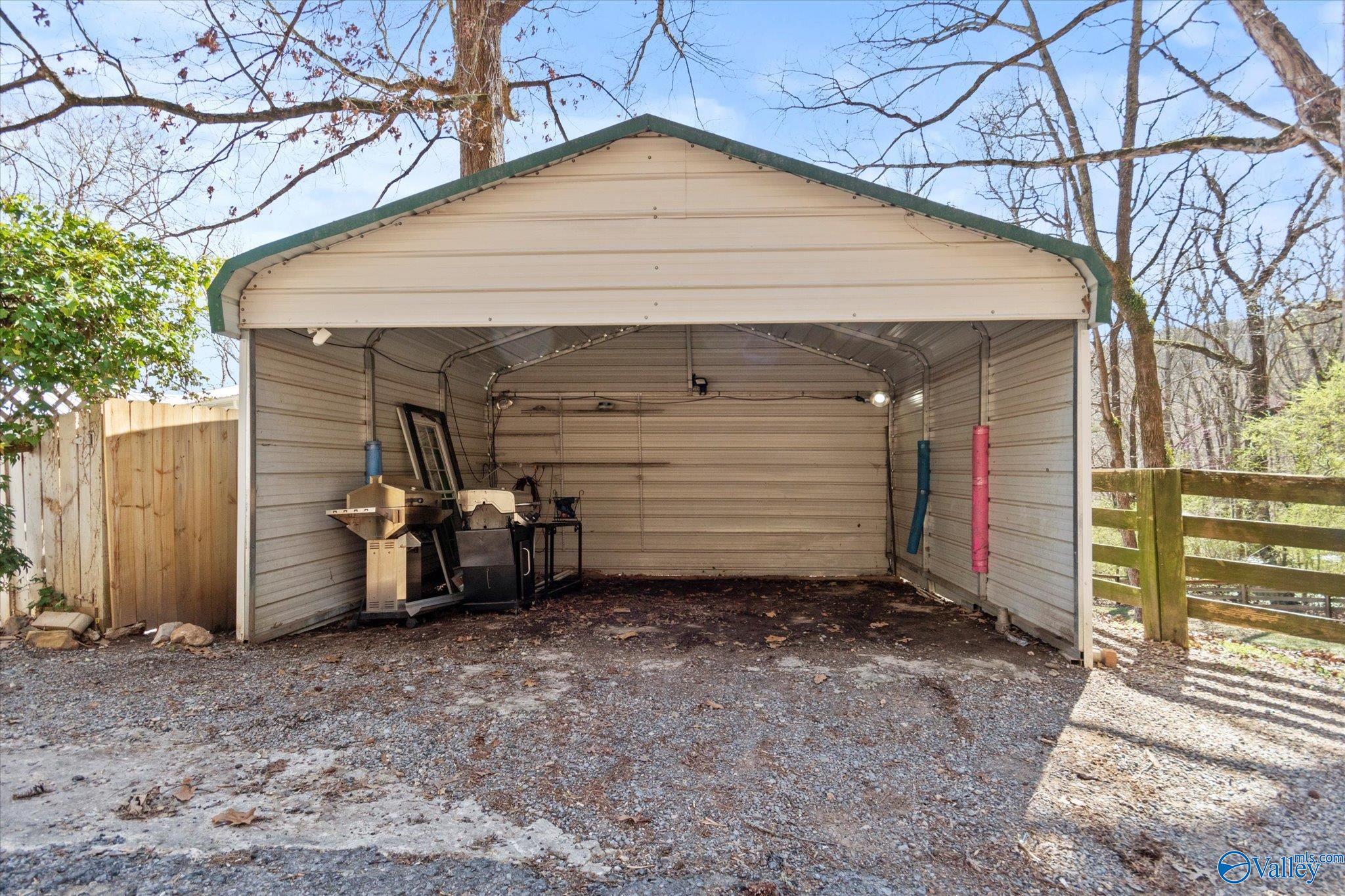 839 Bow Range Road, Guntersville, Alabama image 22