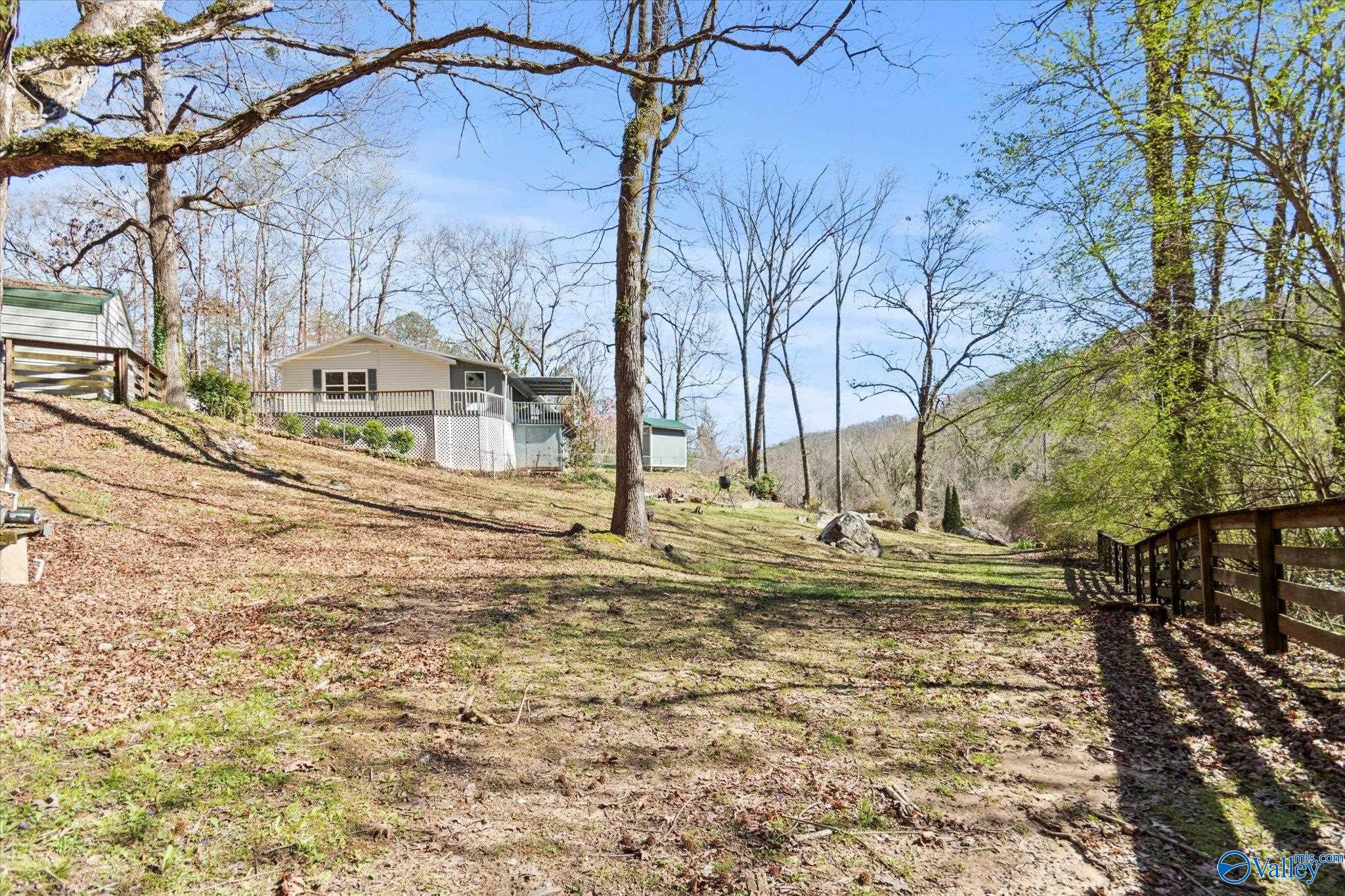839 Bow Range Road, Guntersville, Alabama image 12