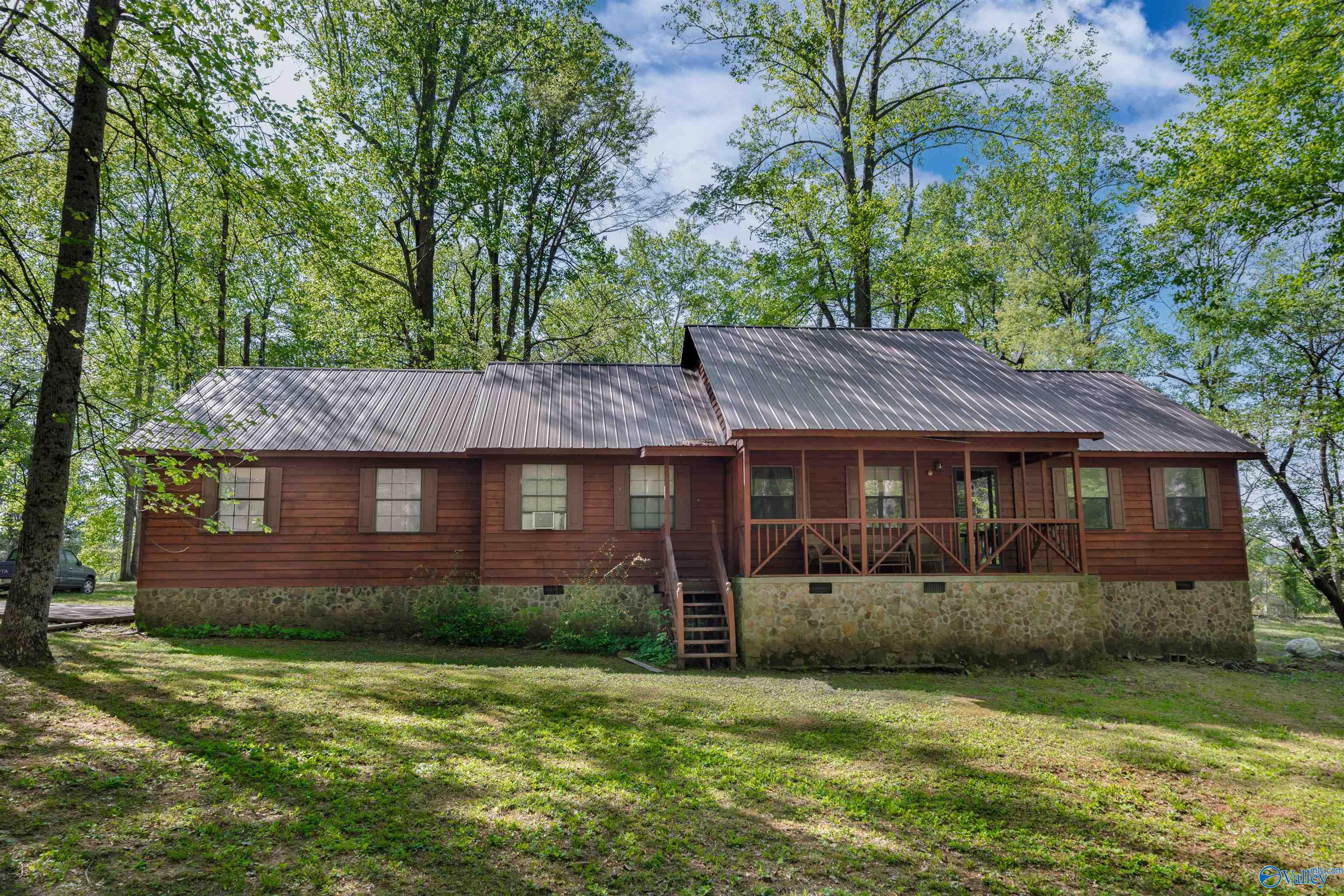 6004 Shanna Avenue, Fort Payne, Alabama image 1