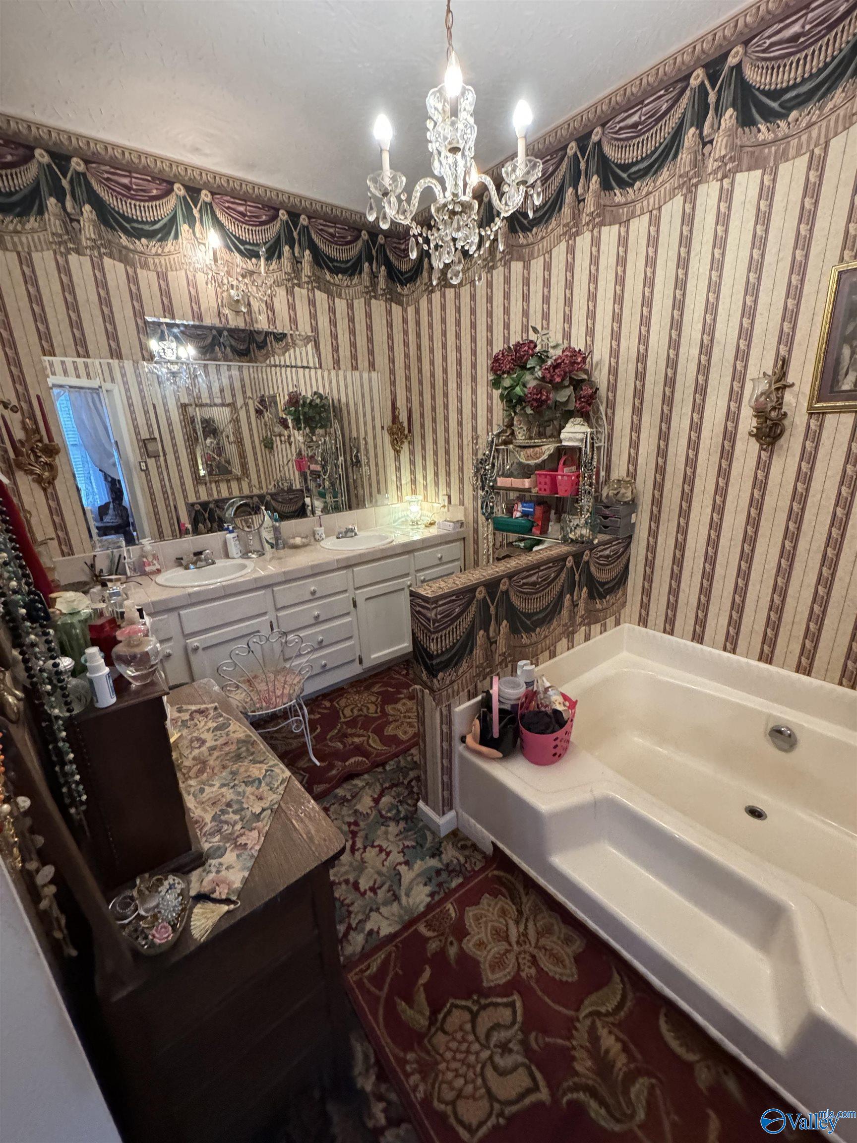 8215 Owls Hollow Road, Gadsden, Alabama image 12