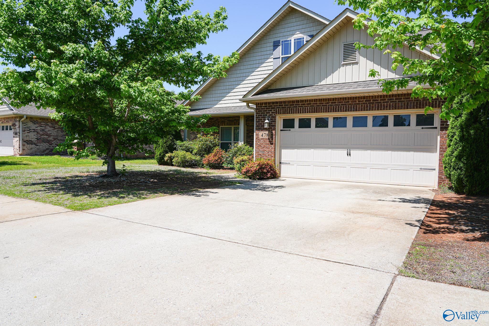 478 E Mossyleaf Drive