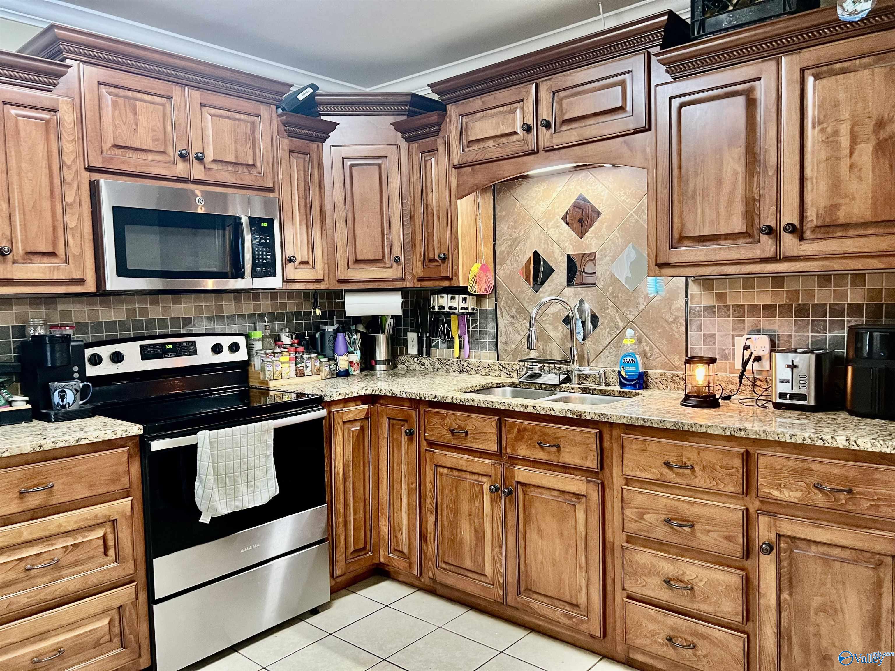 1305 16th Avenue, Decatur, Alabama image 4