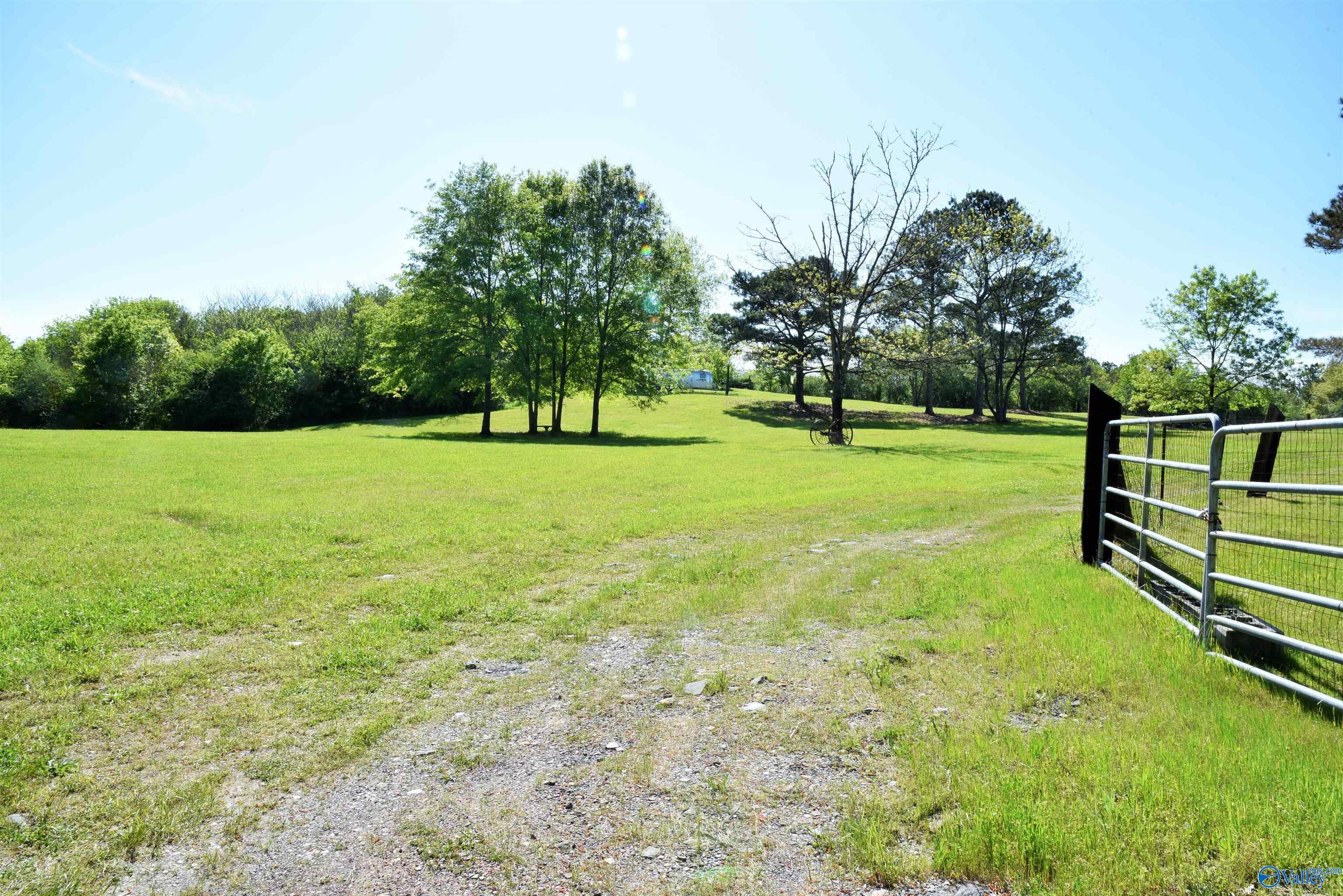 1915 Gurley Road, Trafford, Alabama image 12