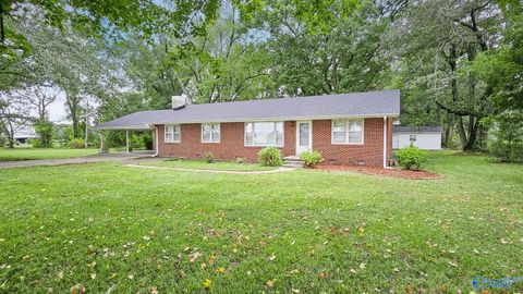 Photo of 3785 Hwy 207, Rogersville, AL 35652 (MLS # 21902322) Photo of 3785 Hwy 207, Rogersville, AL 35652 (MLS # 21902322)