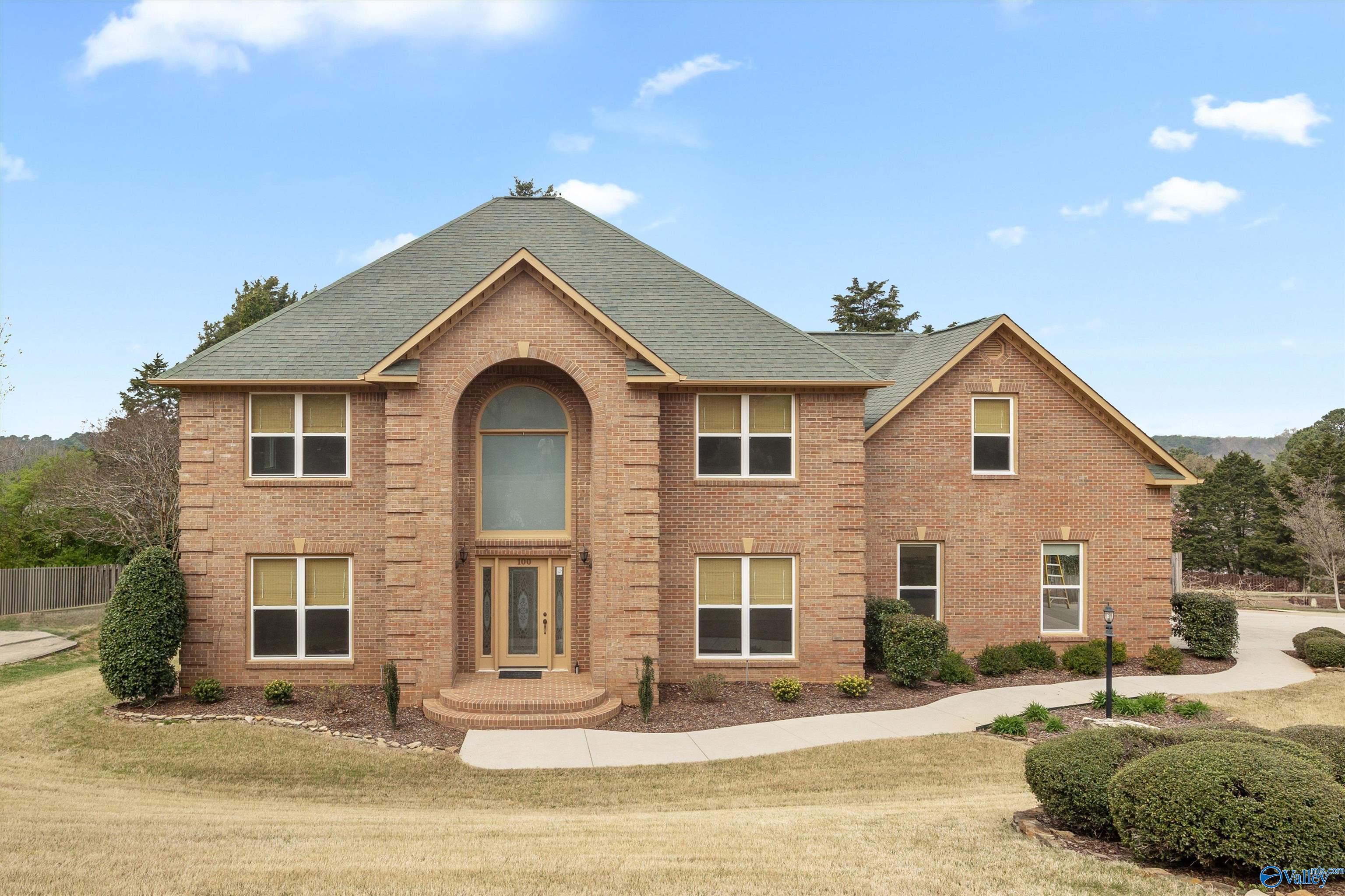 100 Shadow Ridge Drive, Madison, Alabama image 1