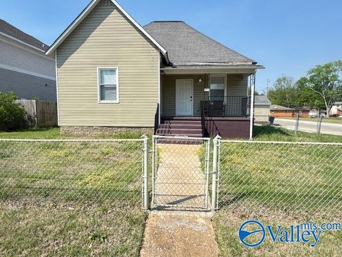 Homes For Rent - 2700 9th Avenue<br/> Huntsville, AL 35805