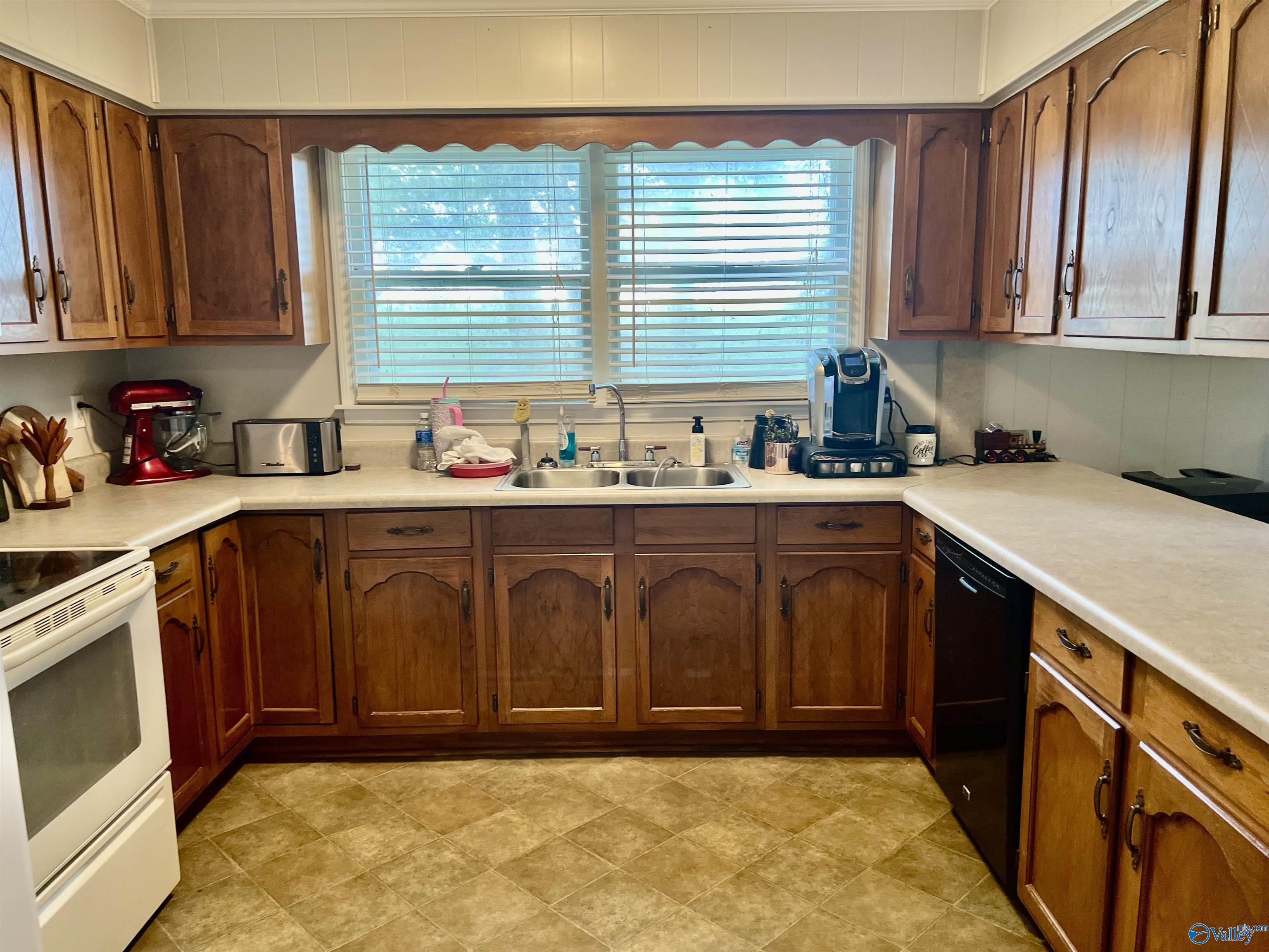 409 County Road 30, Danville, Alabama image 5