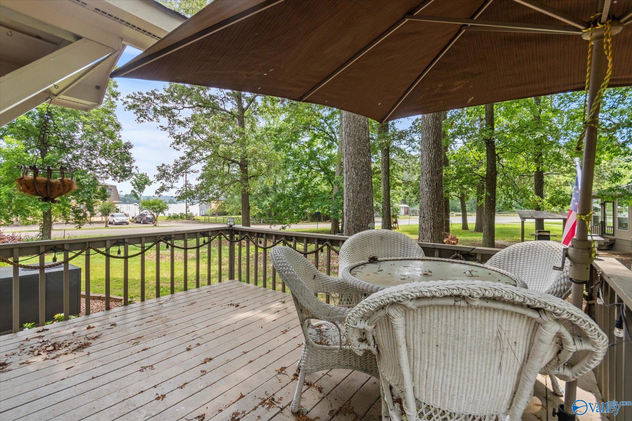 251 Riverbend Circle, Guntersville, Alabama image 29
