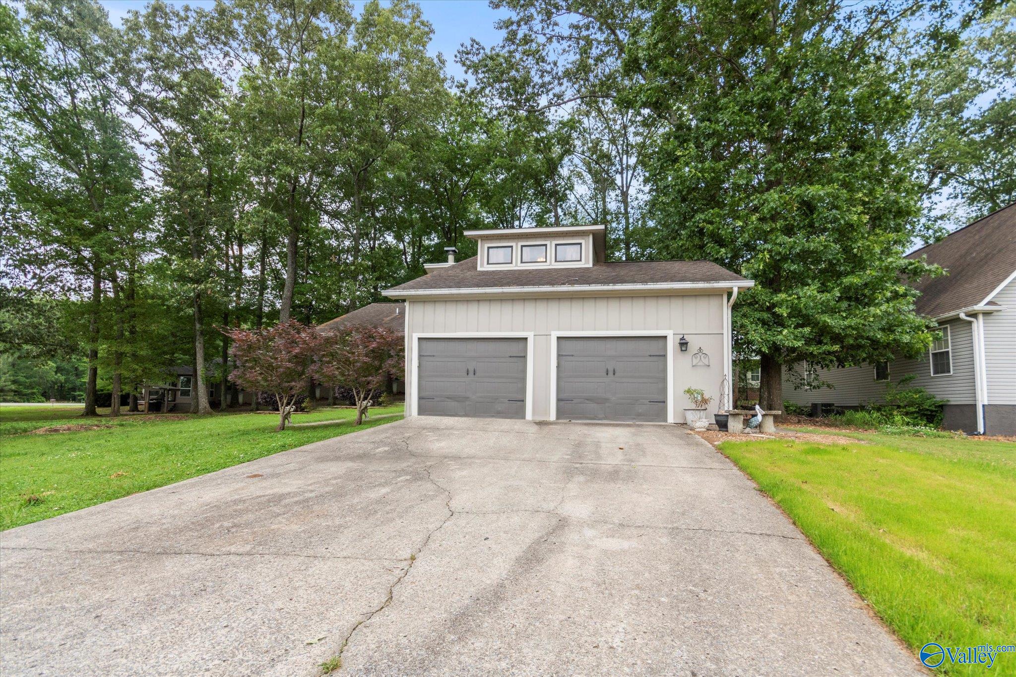 251 Riverbend Circle, Guntersville, Alabama image 40