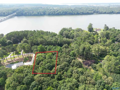 Vacant Land For Sale - 7 York Drive<br/> Lauderdale County, Rogersville, AL 35652