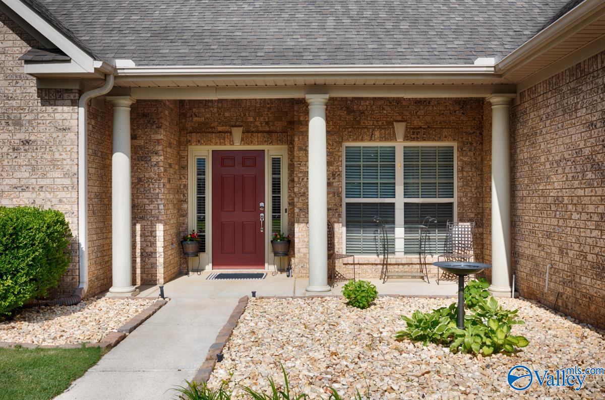 7311 Sanctuary Cove Drive, Owens Cross Roads, Alabama image 2