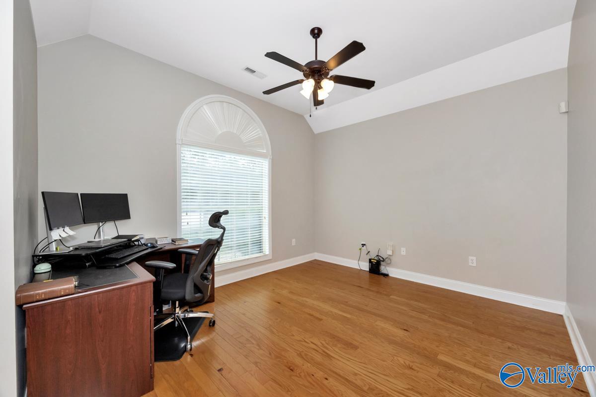 7311 Sanctuary Cove Drive, Owens Cross Roads, Alabama image 14