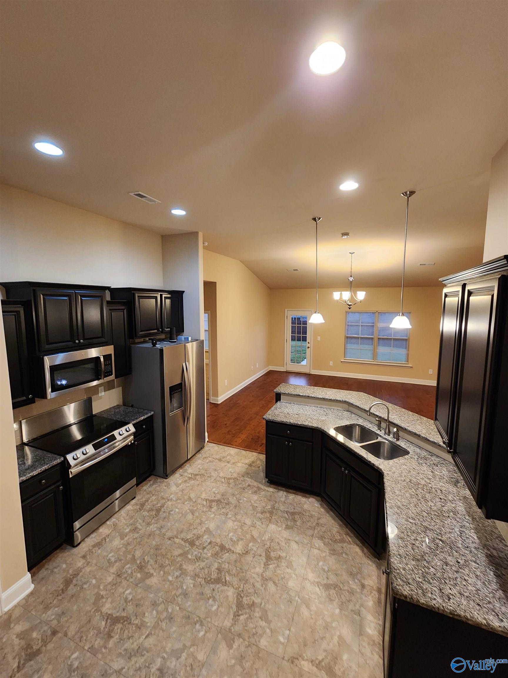 277 Harold Murphy Drive, Madison, Alabama image 9