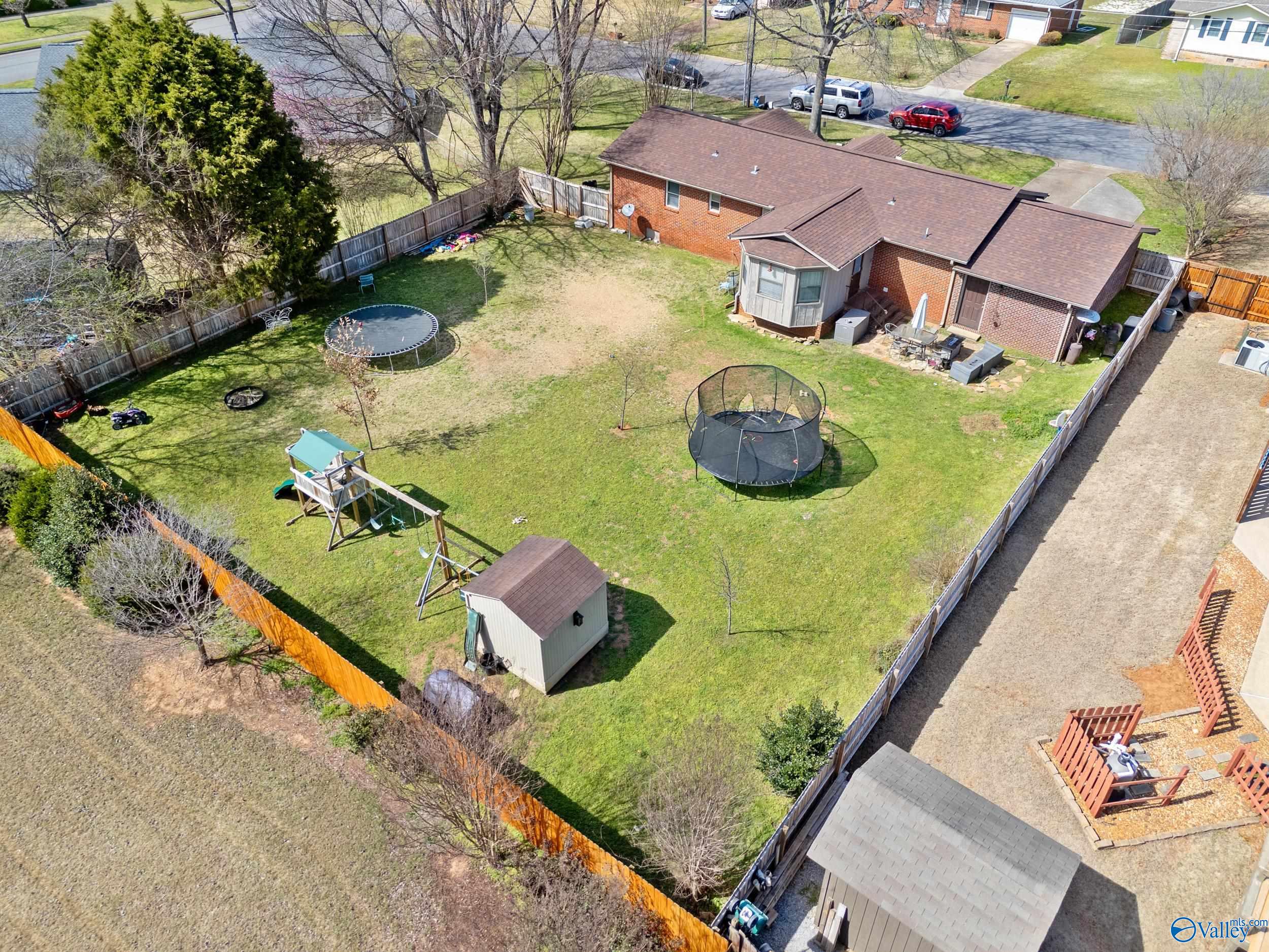 2121 Villaret Drive, Huntsville, Alabama image 23