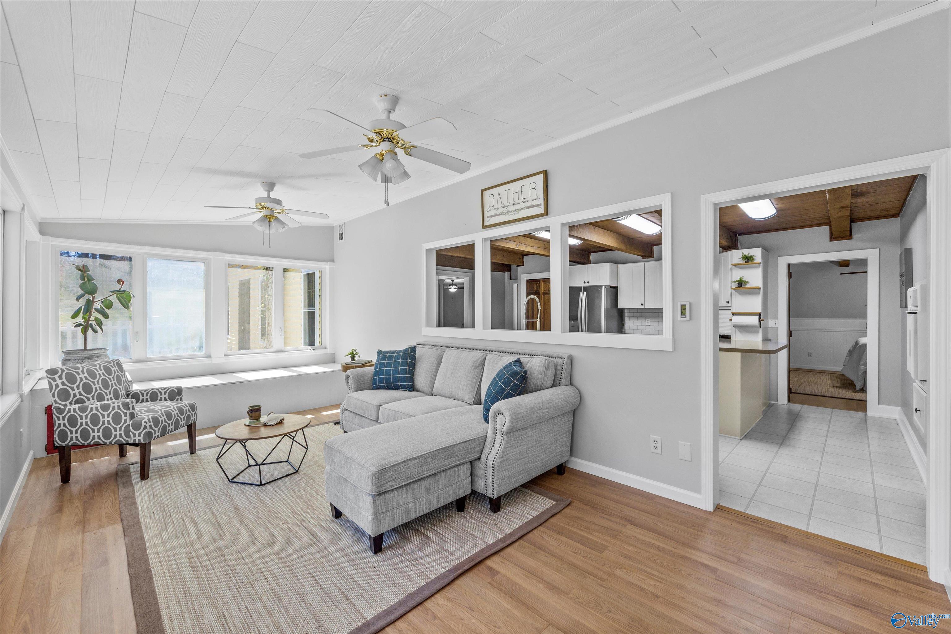 69 SE Shannon Drive, Laceys Spring, Alabama image 24