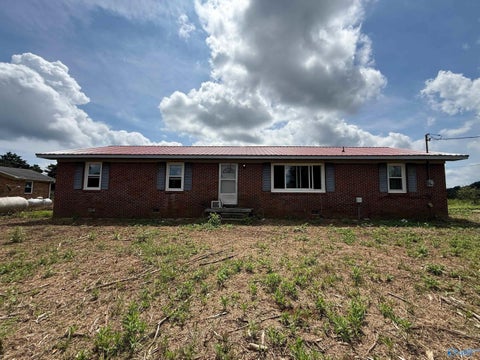 Homes For Sale - 23055 Cairo Hollow Road<br/> Limestone County, Athens, AL 35614