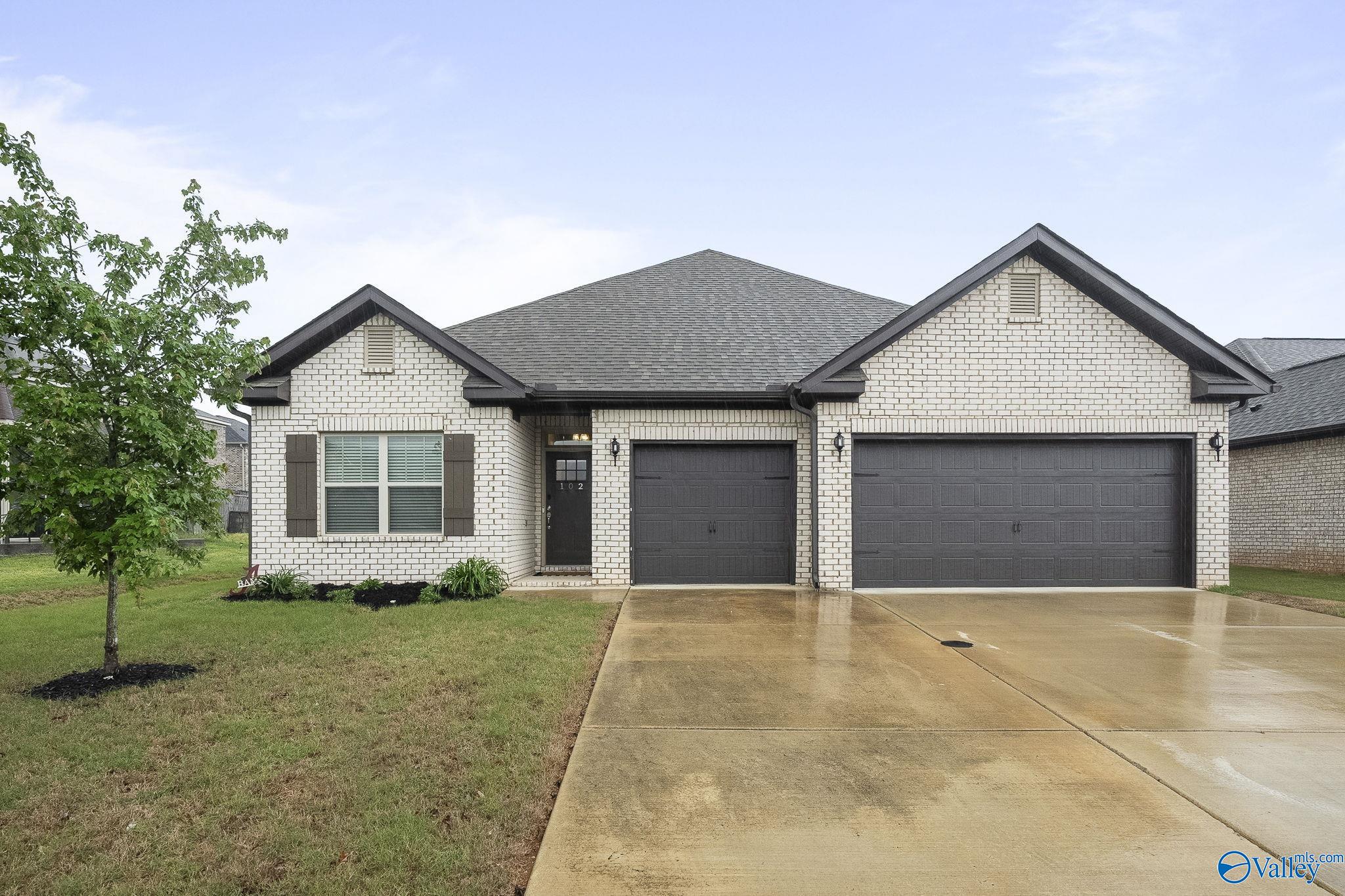 102 Holly Fern Drive, Harvest, Alabama image 1