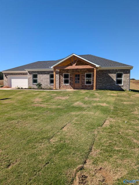 102 Treva Lane Hazel Green AL 35750