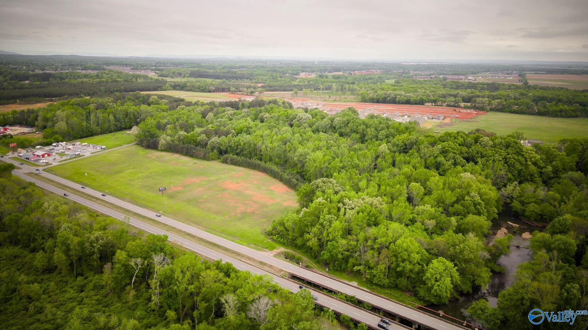 9 Acres Highway 72