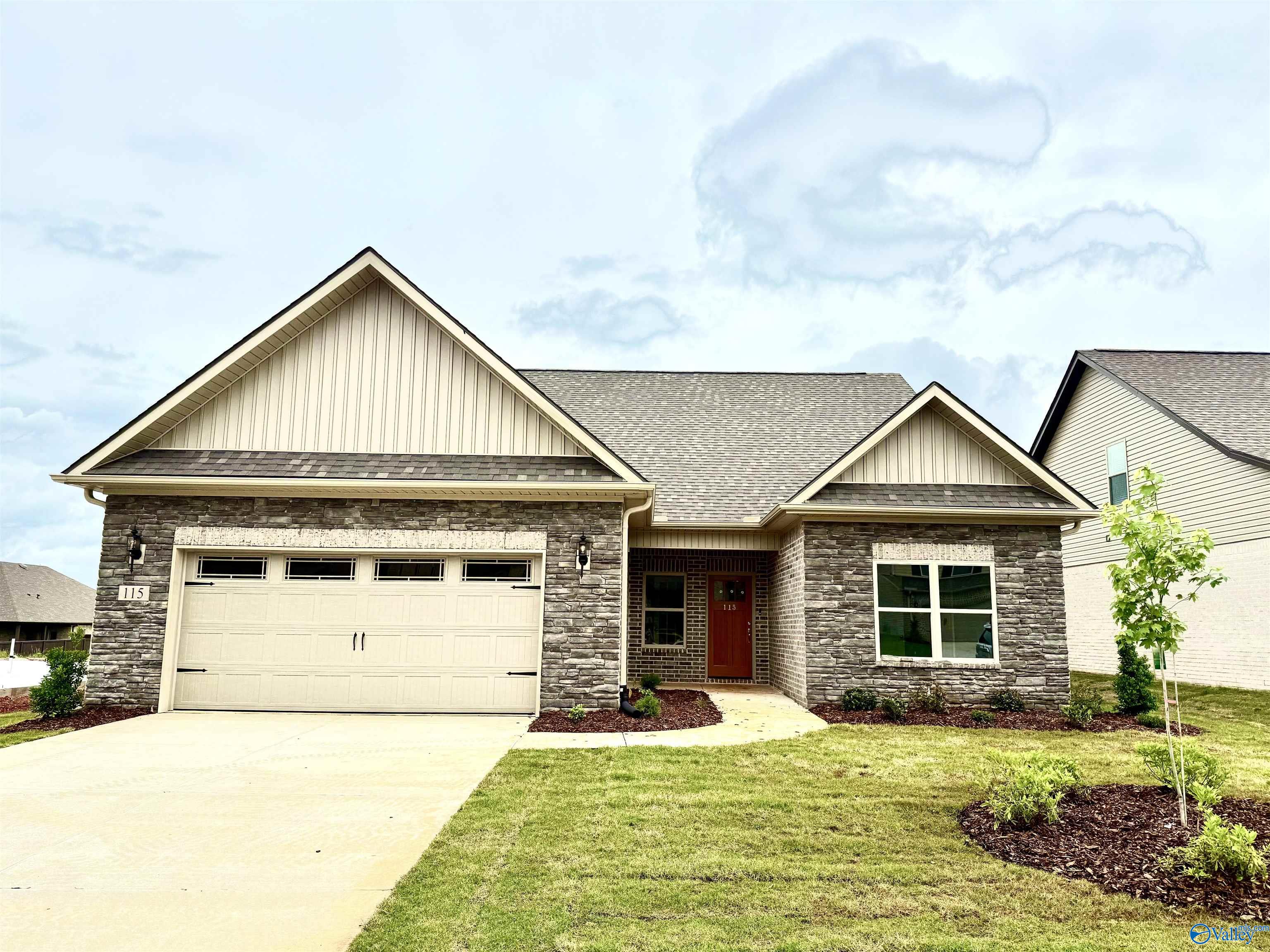 115 Ranna Drive, Huntsville, Alabama image 1