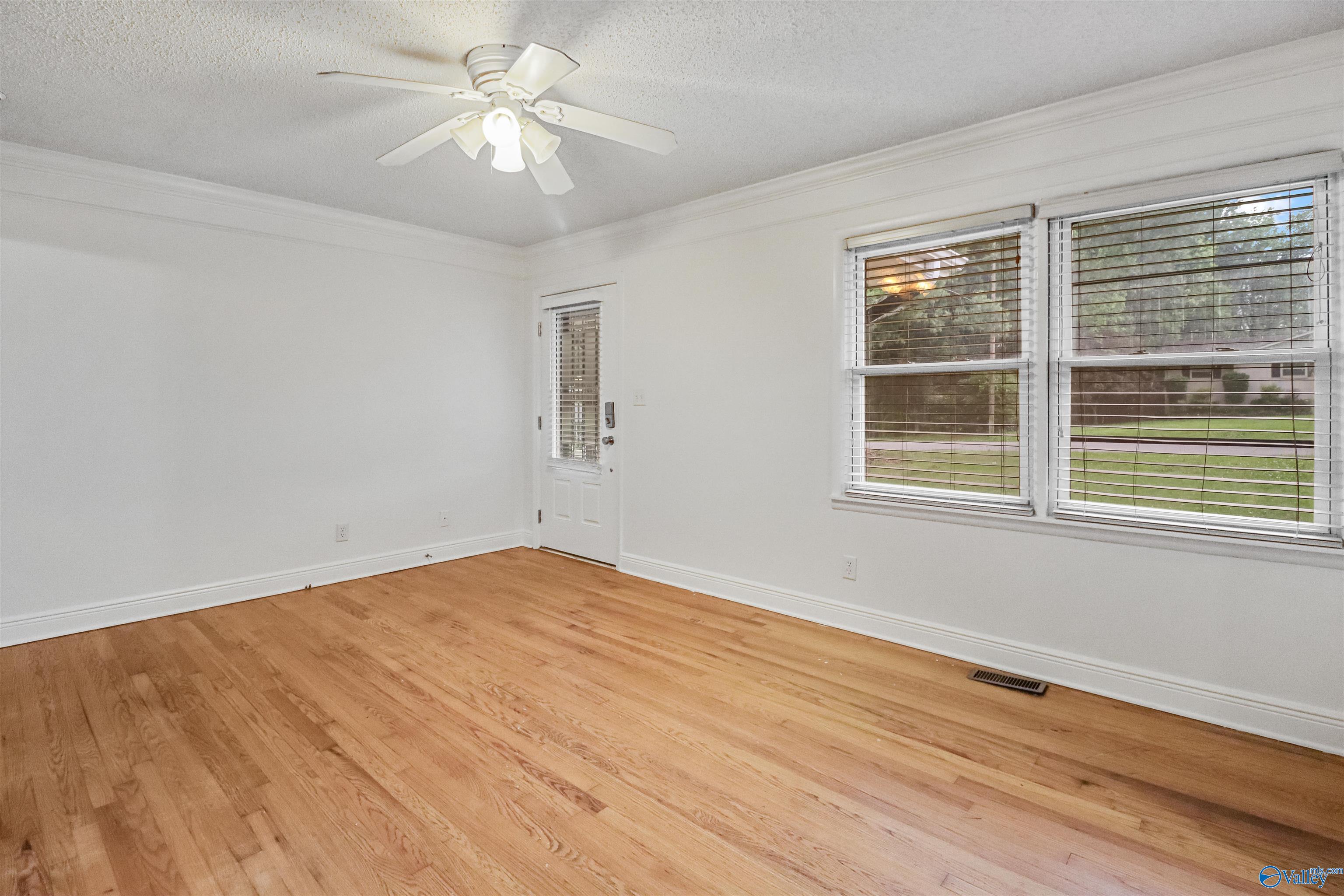 206 Skyline Road