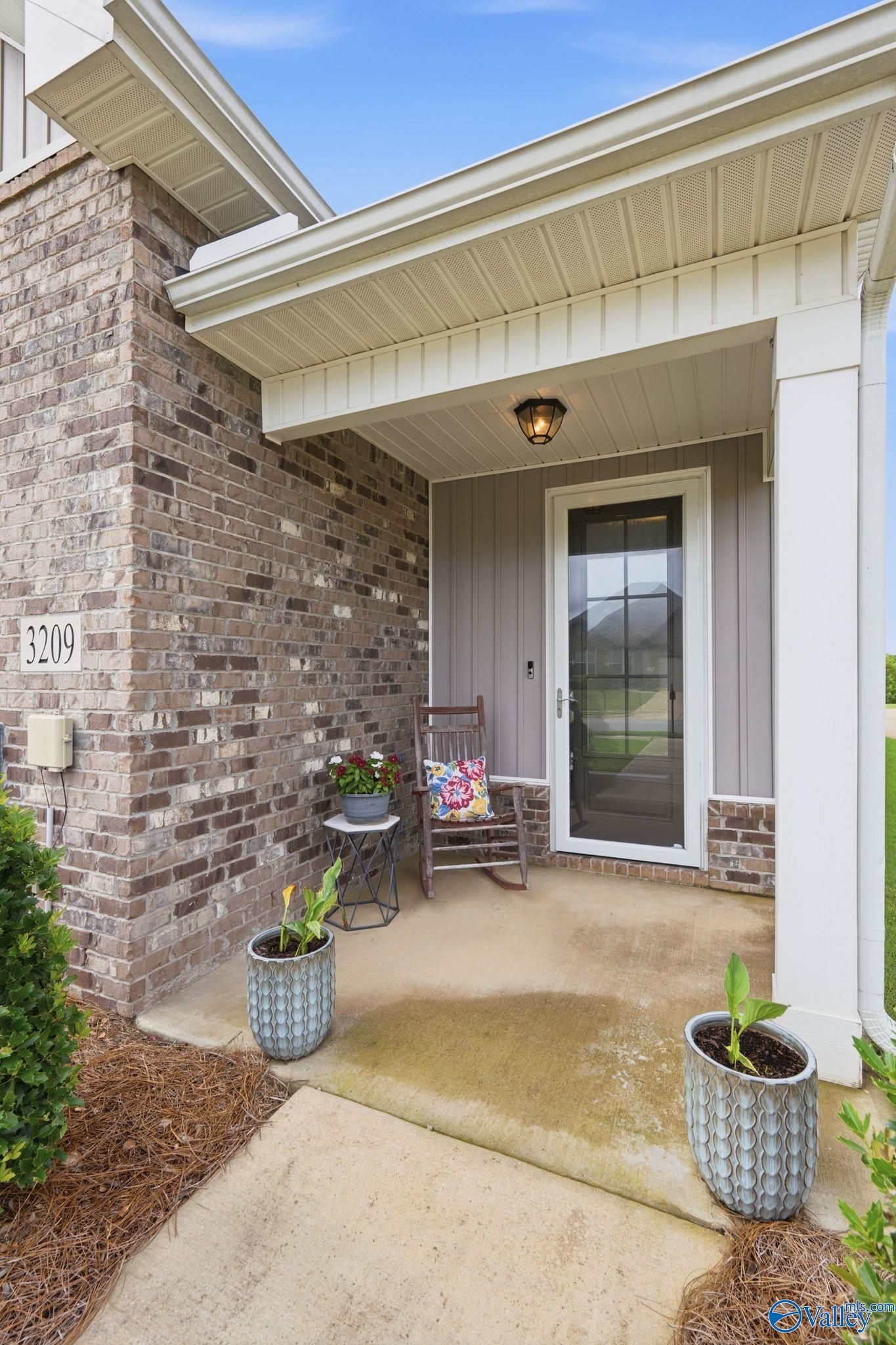 3209 McClellan Way