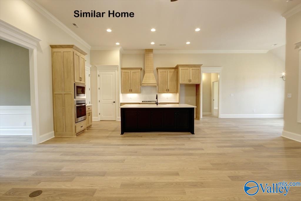 Mayfield B Avondale Drive