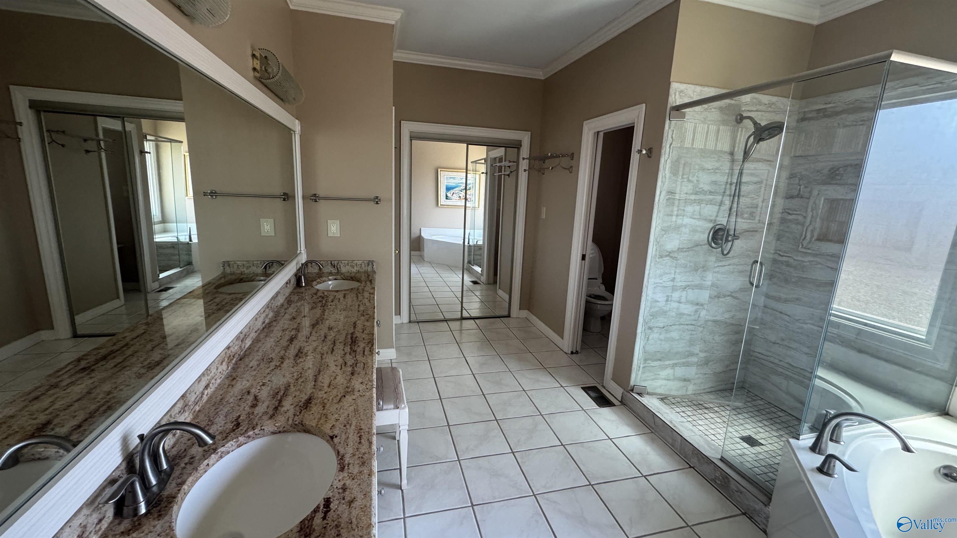 Madison, Alabama 35758, United States, 5 Bedrooms Bedrooms, ,4 BathroomsBathrooms,Residential,Pending,109239