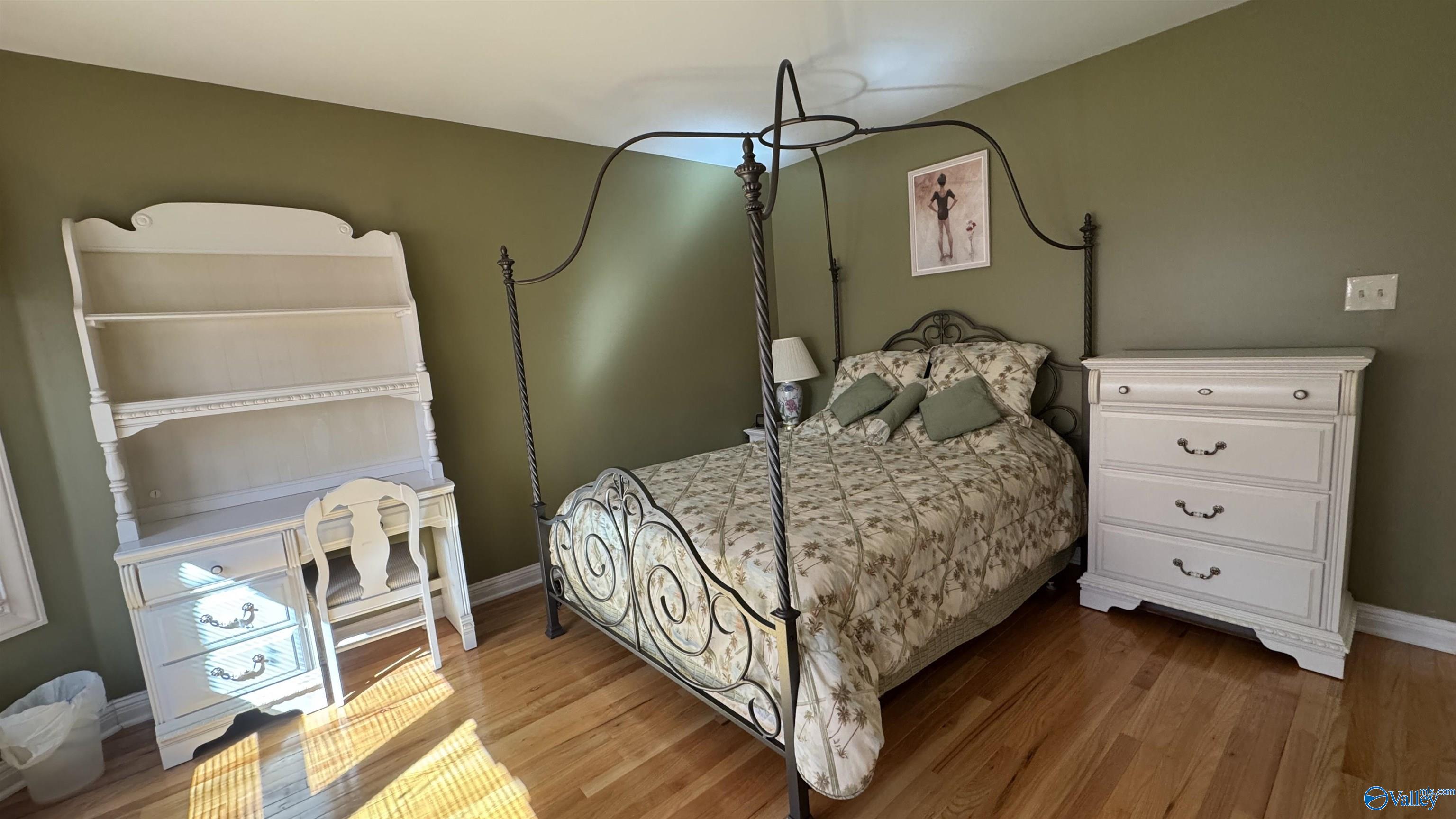 Madison, Alabama 35758, United States, 5 Bedrooms Bedrooms, ,4 BathroomsBathrooms,Residential,Pending,109239