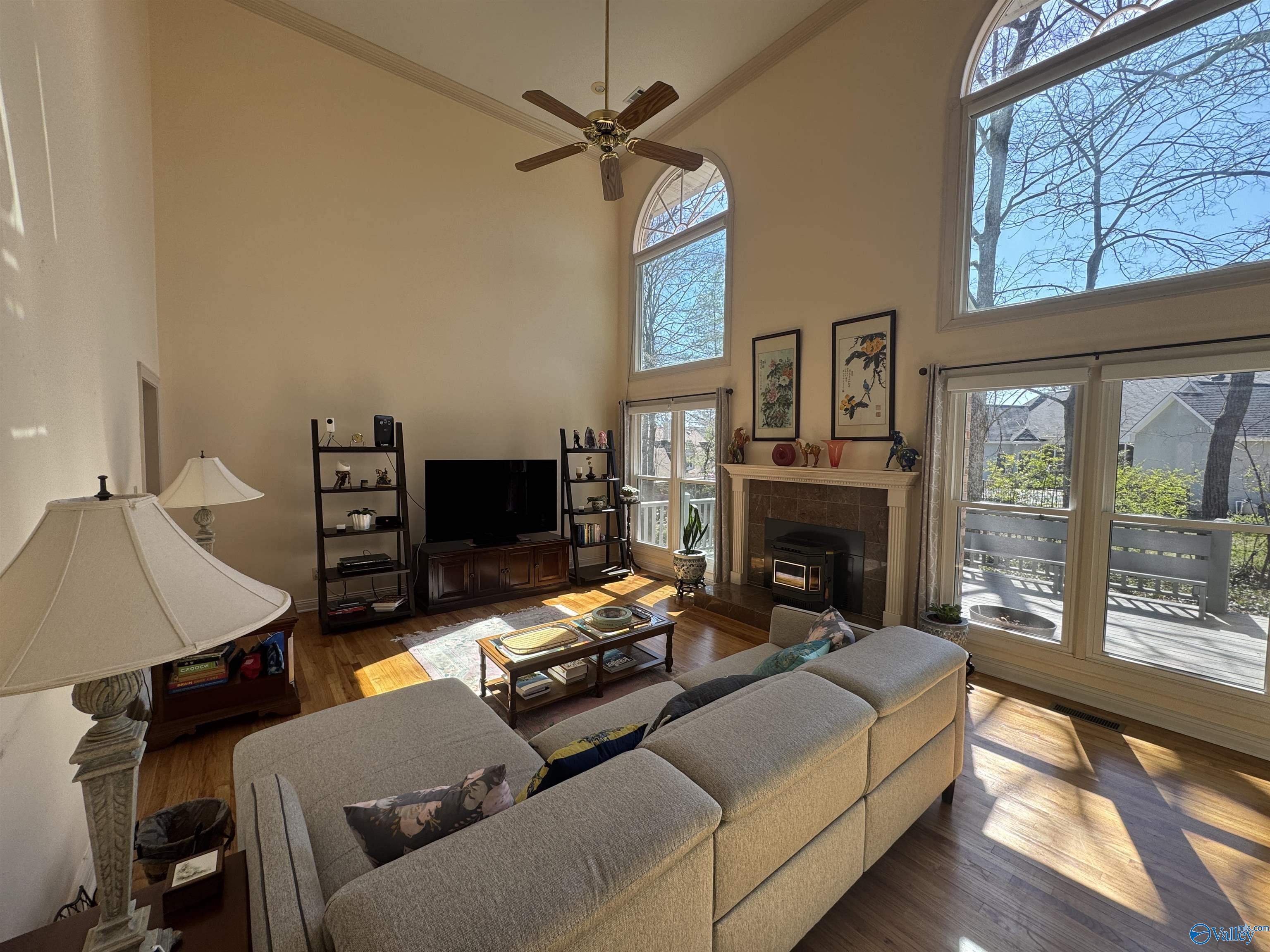 Madison, Alabama 35758, United States, 5 Bedrooms Bedrooms, ,4 BathroomsBathrooms,Residential,Pending,109239