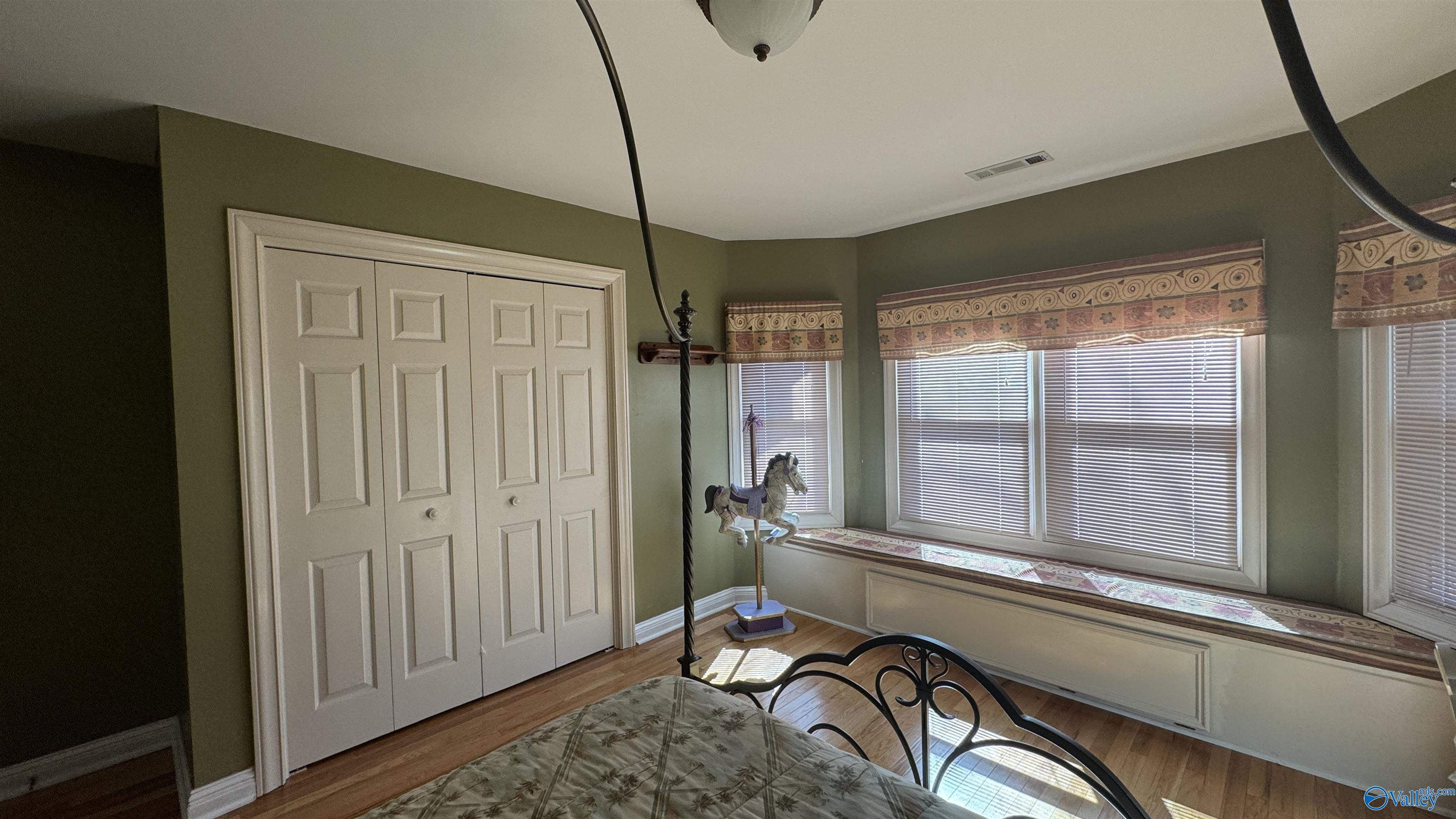 Madison, Alabama 35758, United States, 5 Bedrooms Bedrooms, ,4 BathroomsBathrooms,Residential,Pending,109239