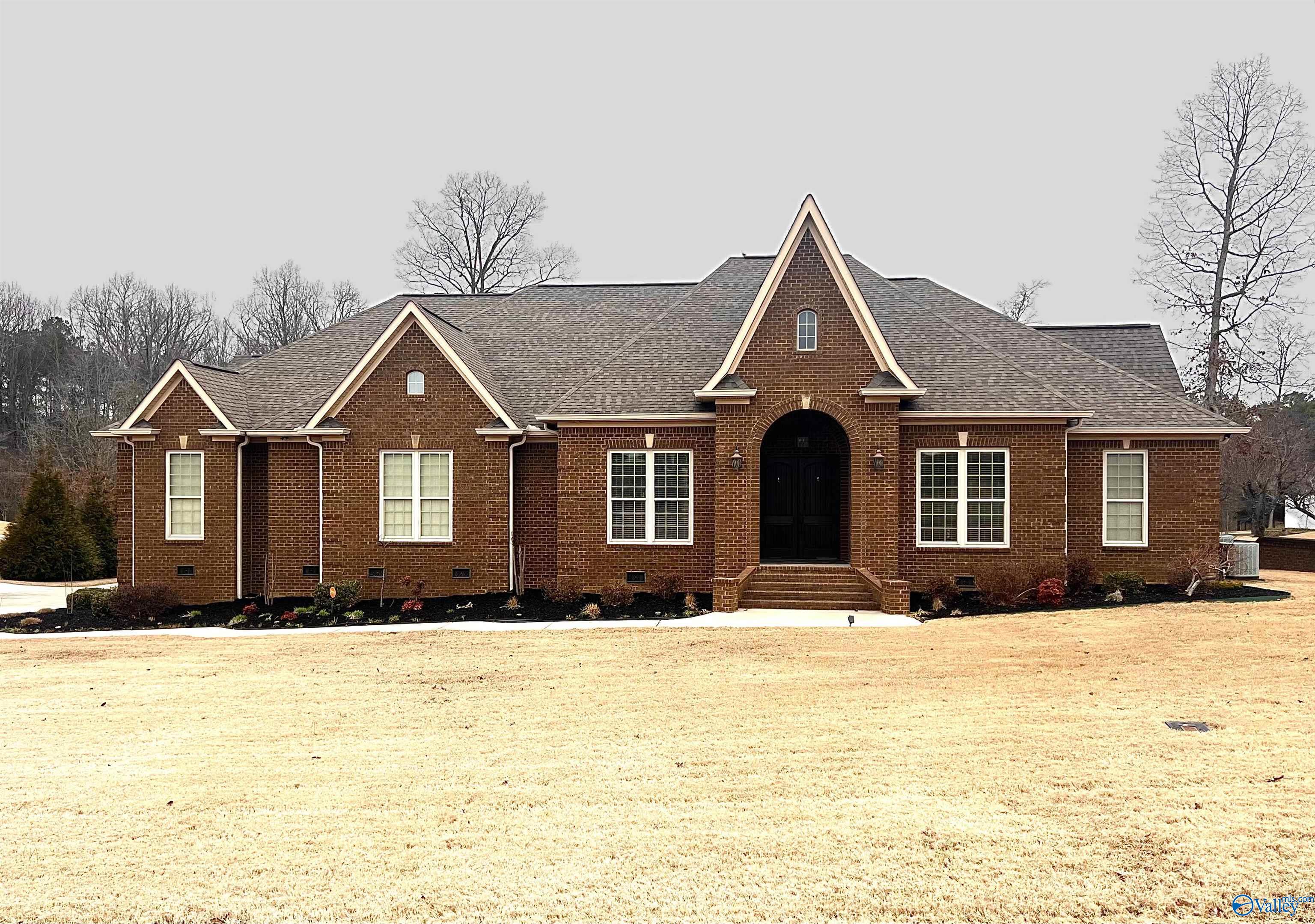 225 Givake Drive, Arab, Alabama image 1