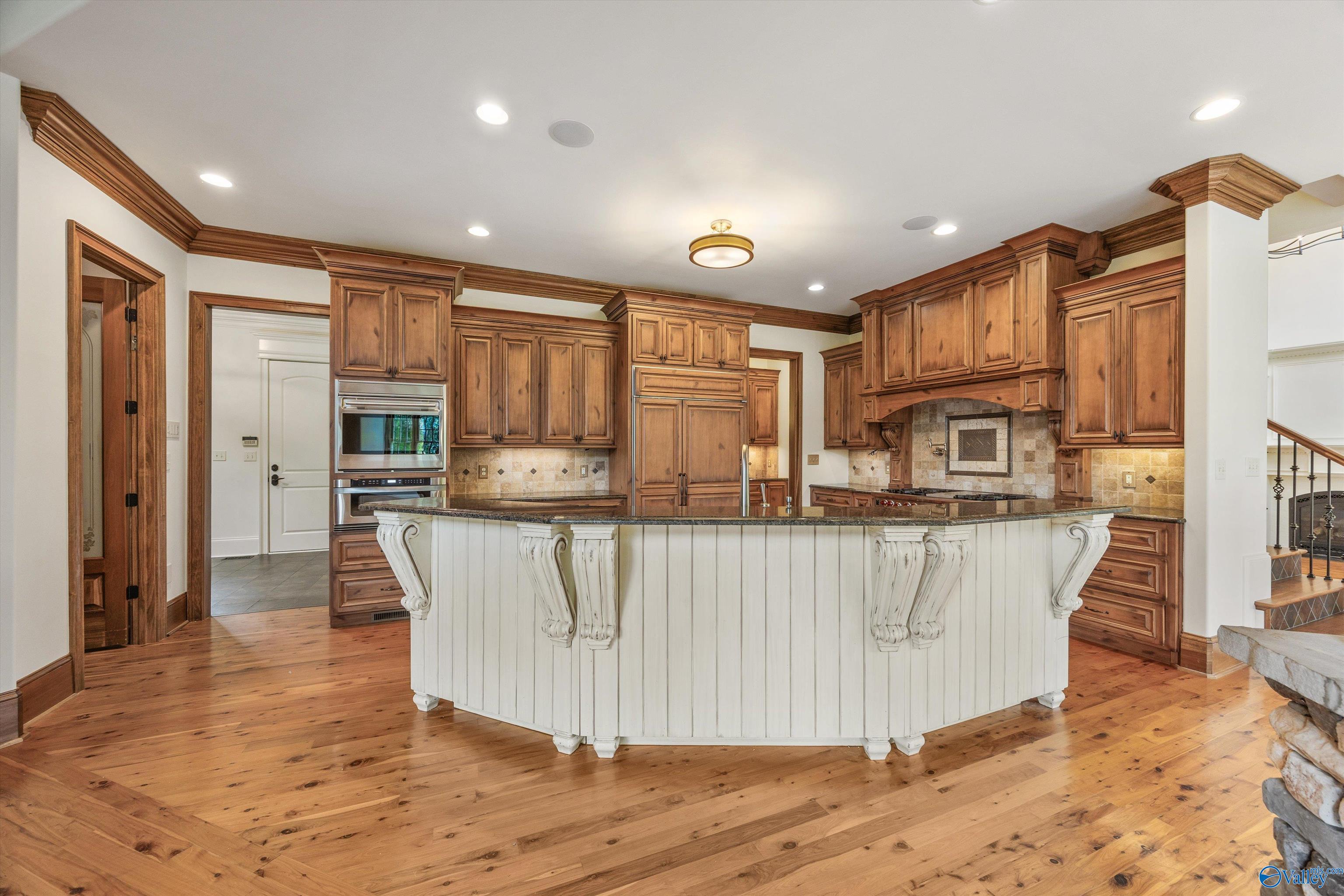 Gurley, Alabama, 35748, United States, 4 Bedrooms Bedrooms, ,5 BathroomsBathrooms,Residential,Active,1909111