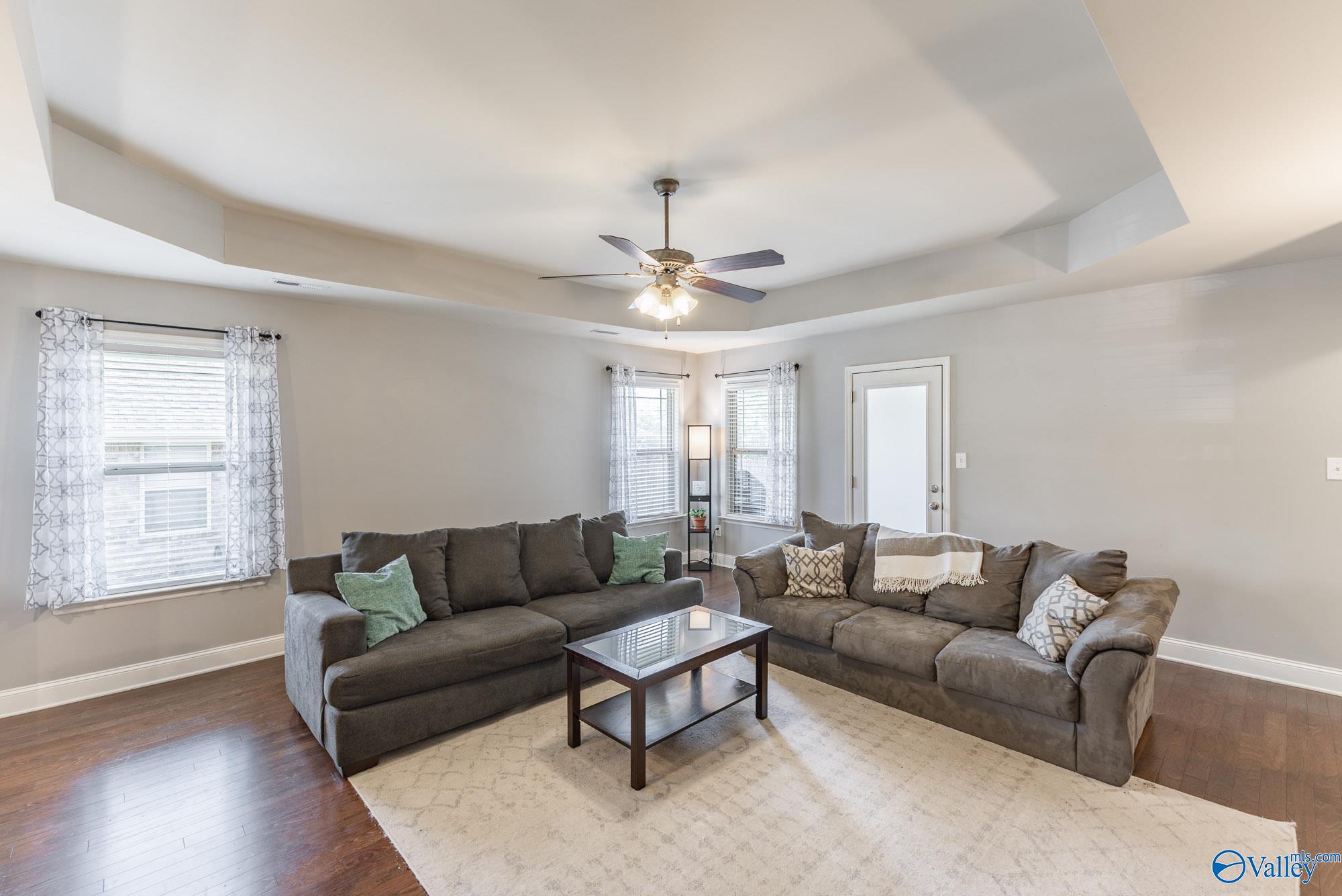 325 Dovington Drive, Huntsville, Alabama image 9
