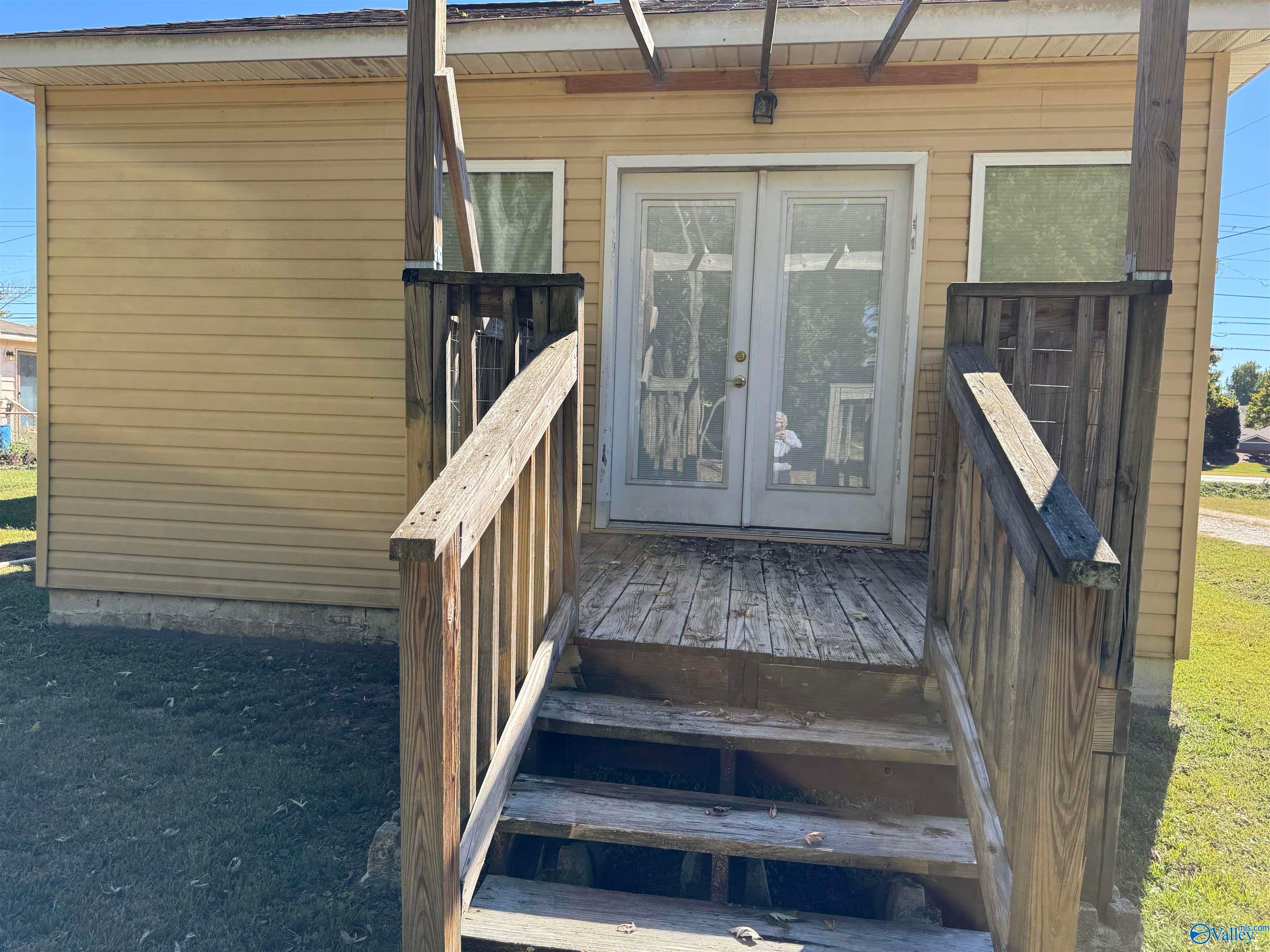 689 Capshaw Road