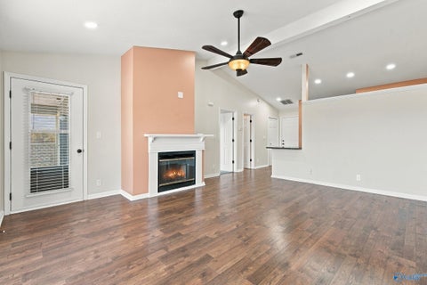 Condo For Sale - 5143 Seven Pine Circle<br/> Huntsville, AL 35816