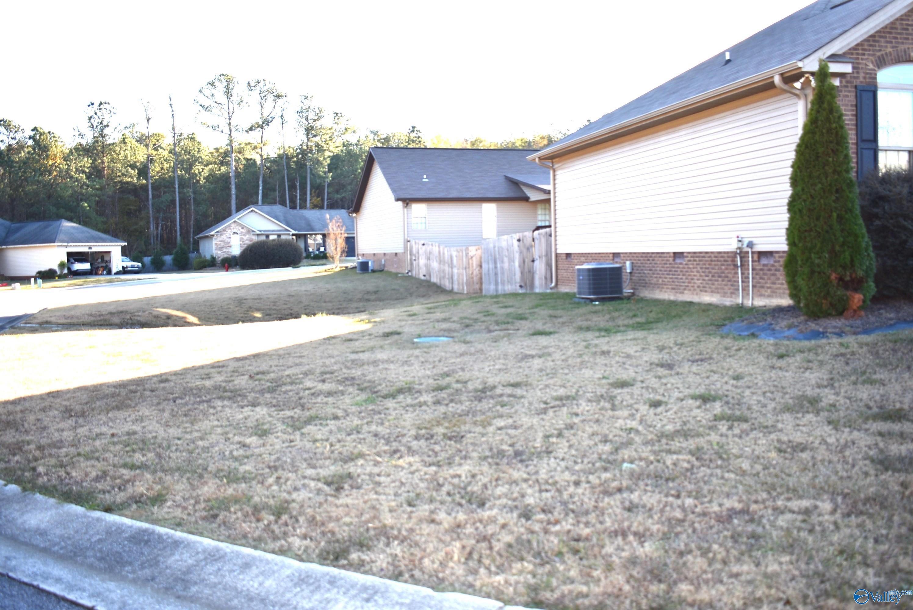 3093 Lakeview Circle, Southside, Alabama image 2