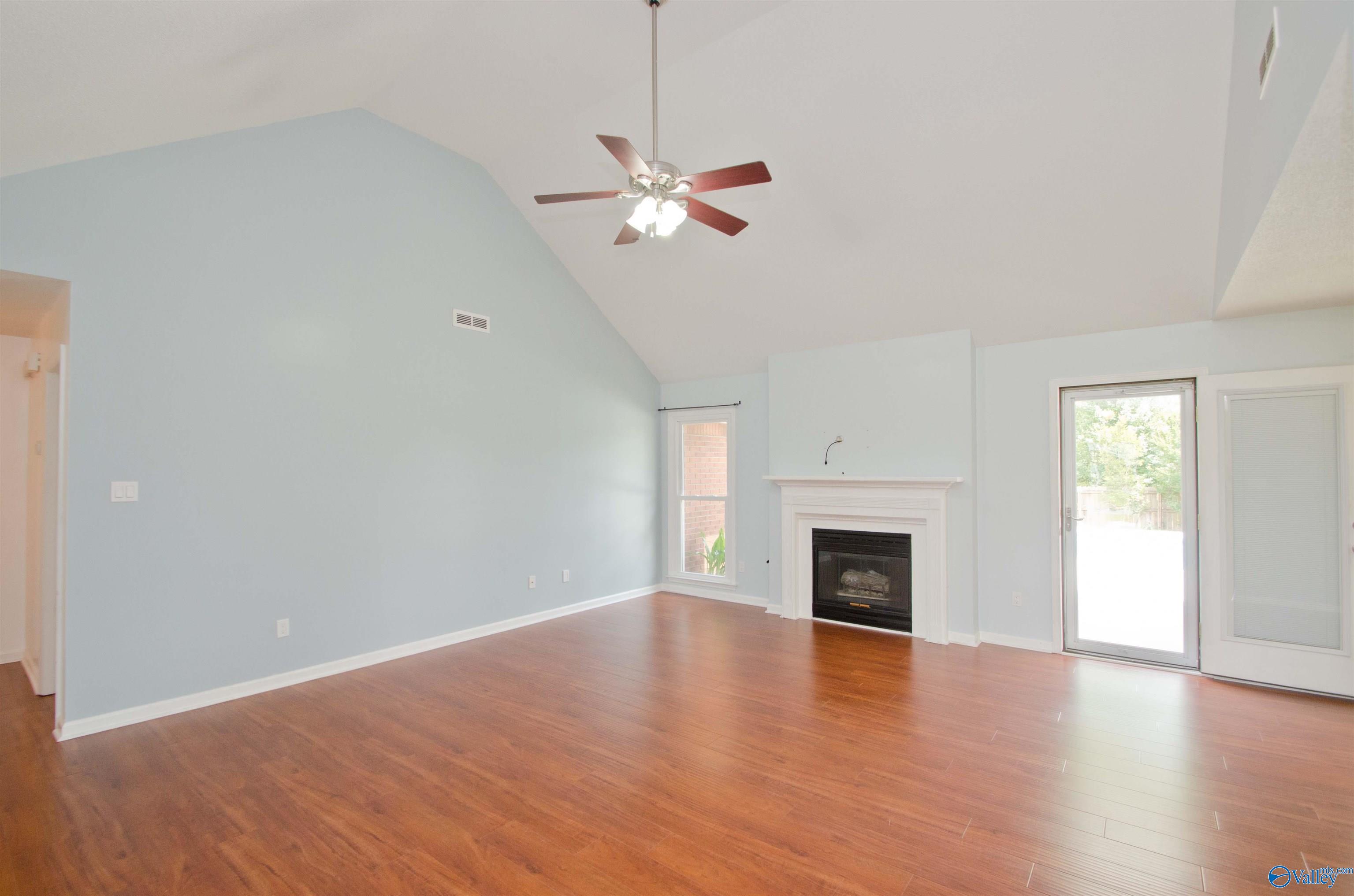 1422 Lake Crest Drive, Decatur, Alabama image 13