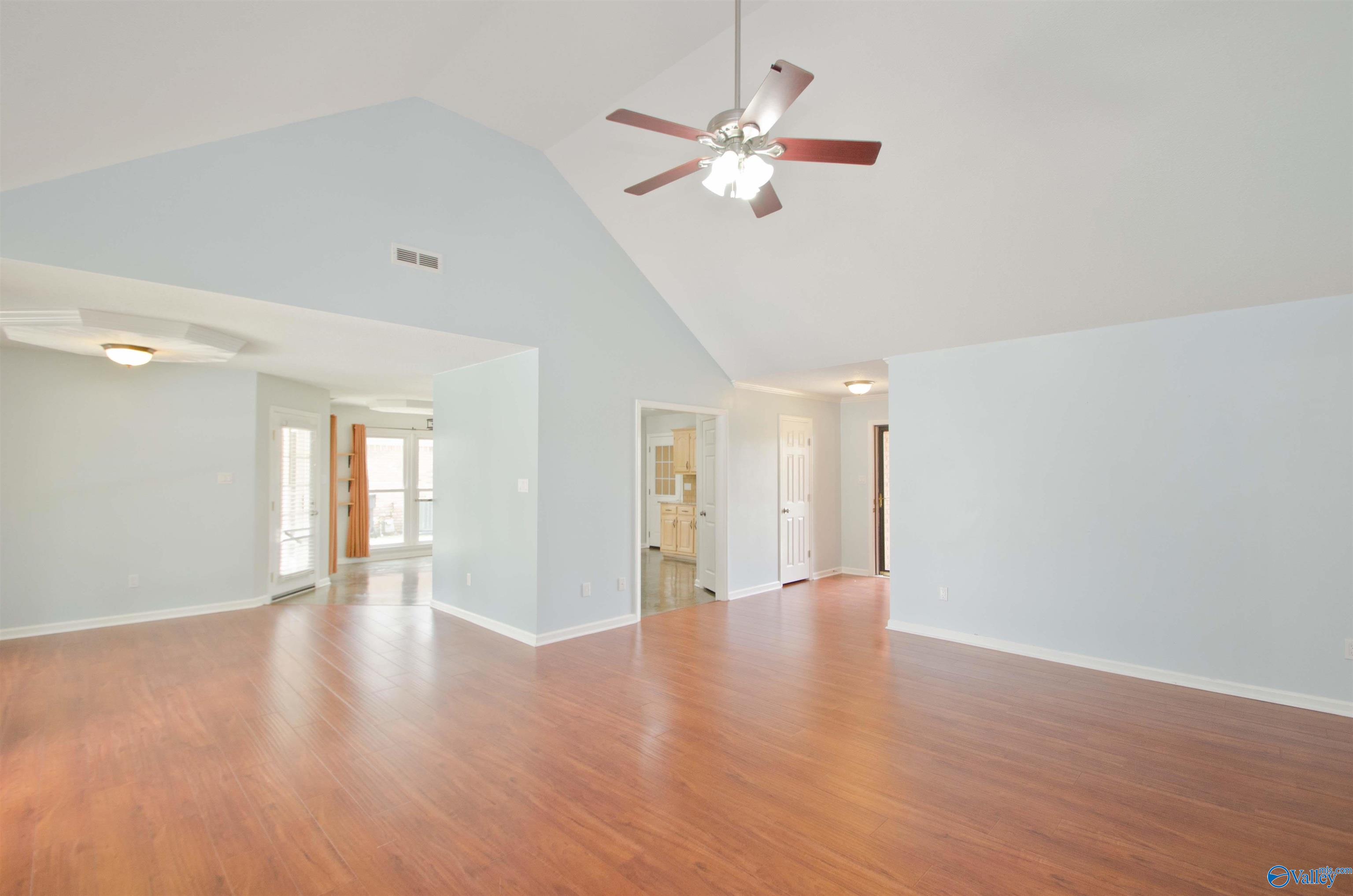 1422 Lake Crest Drive, Decatur, Alabama image 16