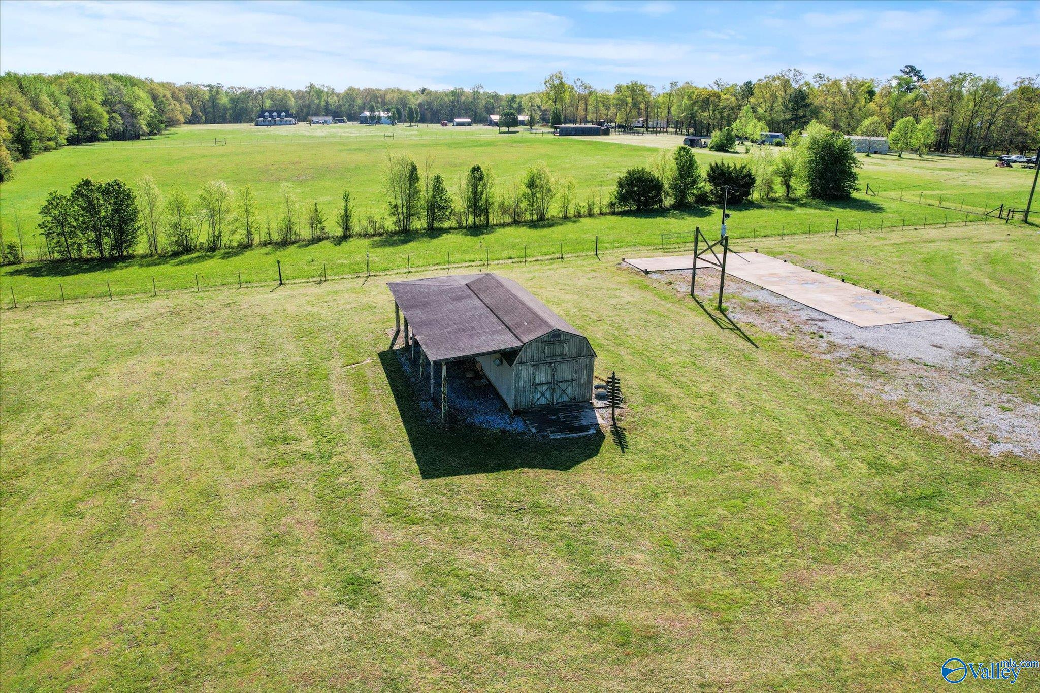 1239 Scott Road, Hazel Green, Alabama image 8