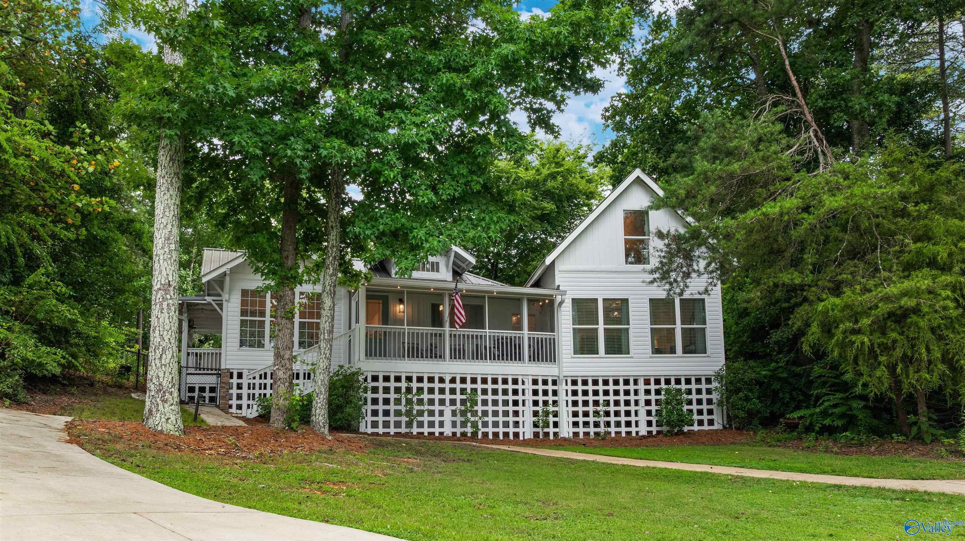 62 County Road 596
