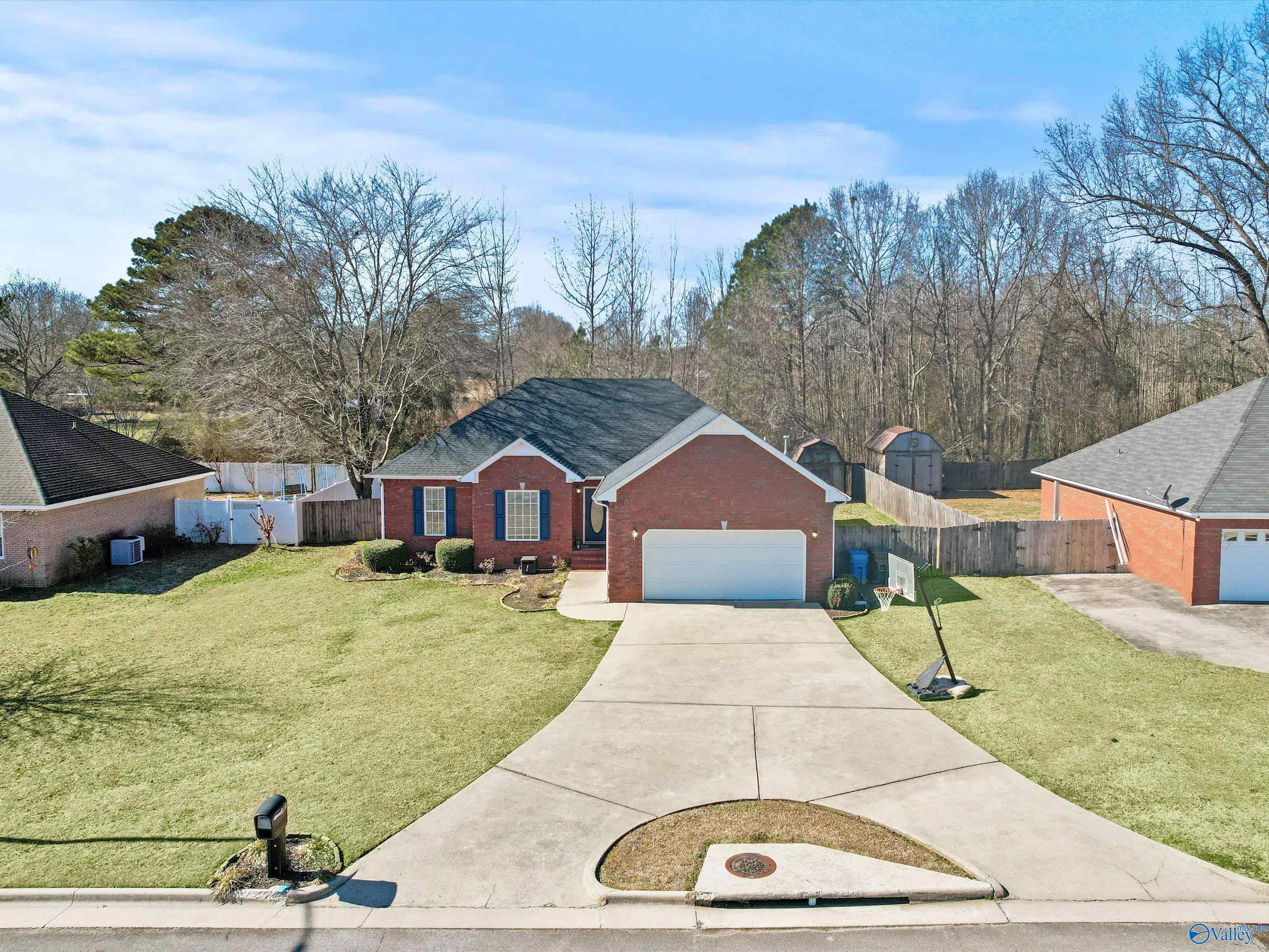 2005 Glenwood Drive SW