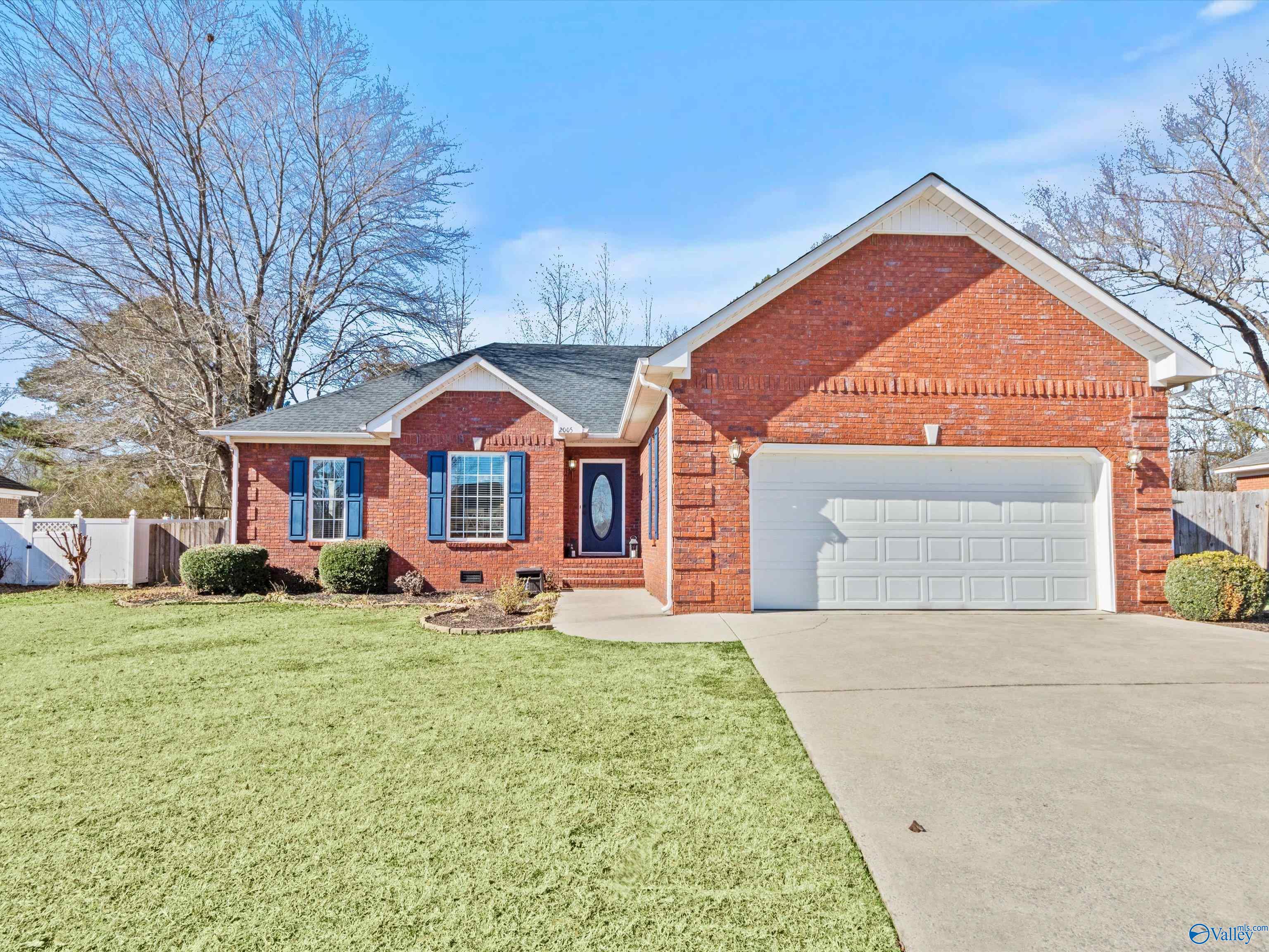 2005 Glenwood Drive SW