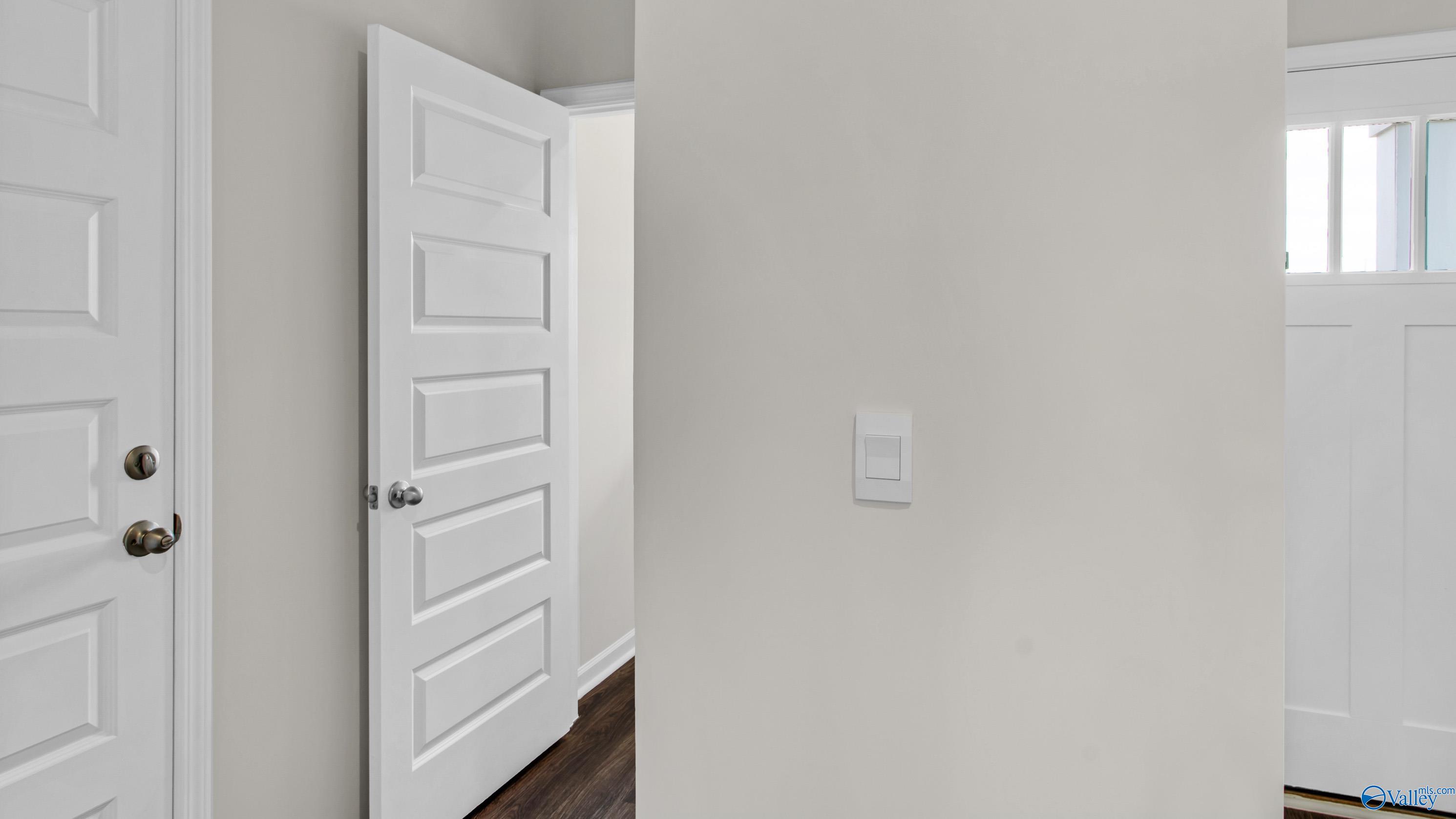 3326 Cool Springs Avenue SW