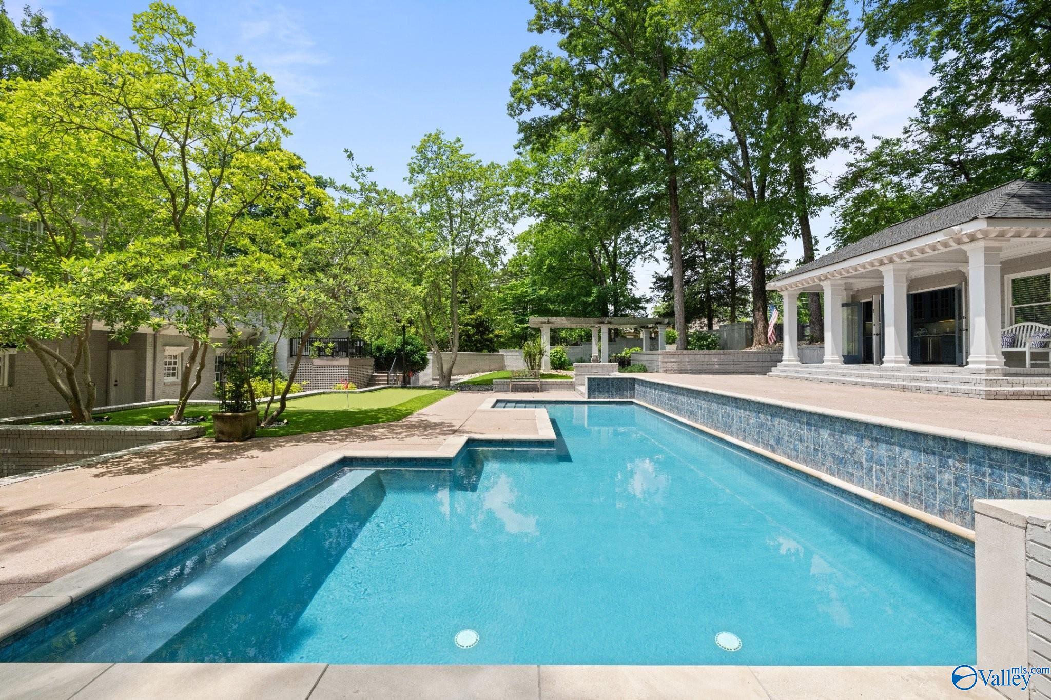 1201 Deborah Drive SE