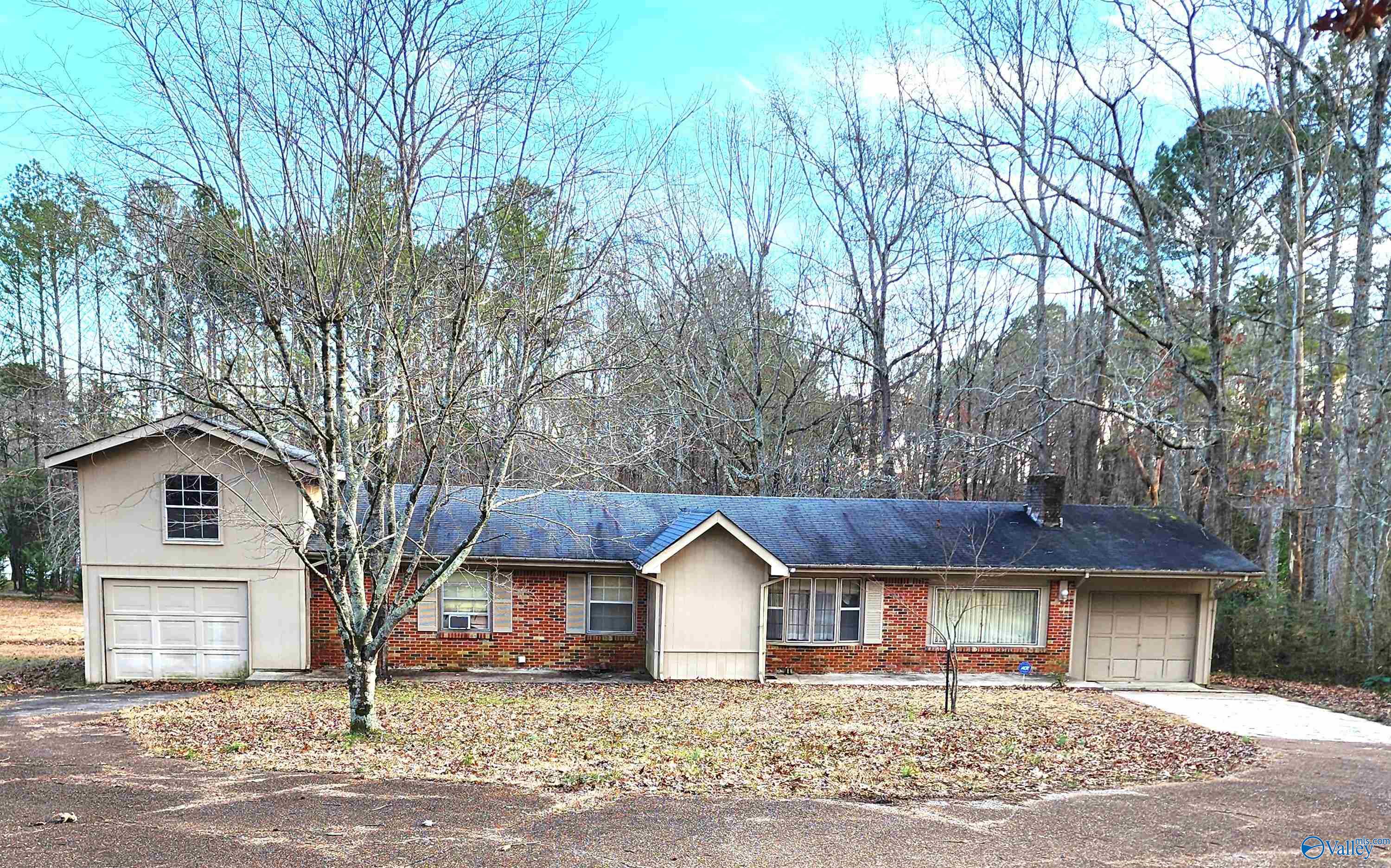 308 Bird Spring Road, Hartselle, Alabama image 2