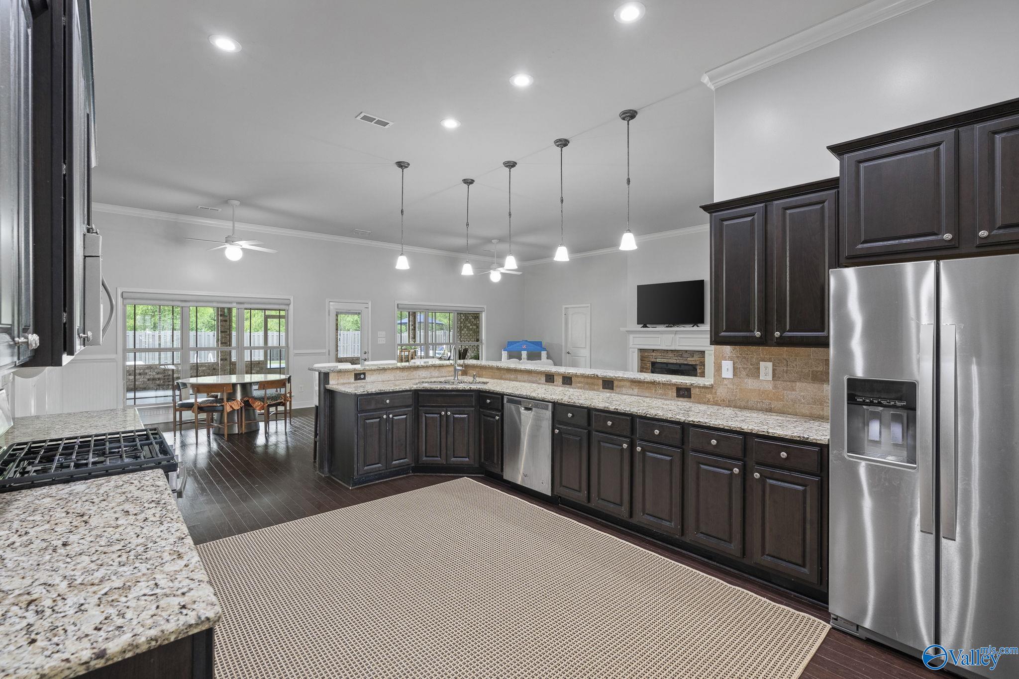2514 Caldwell Park Court, Owens Cross Roads, Alabama image 10